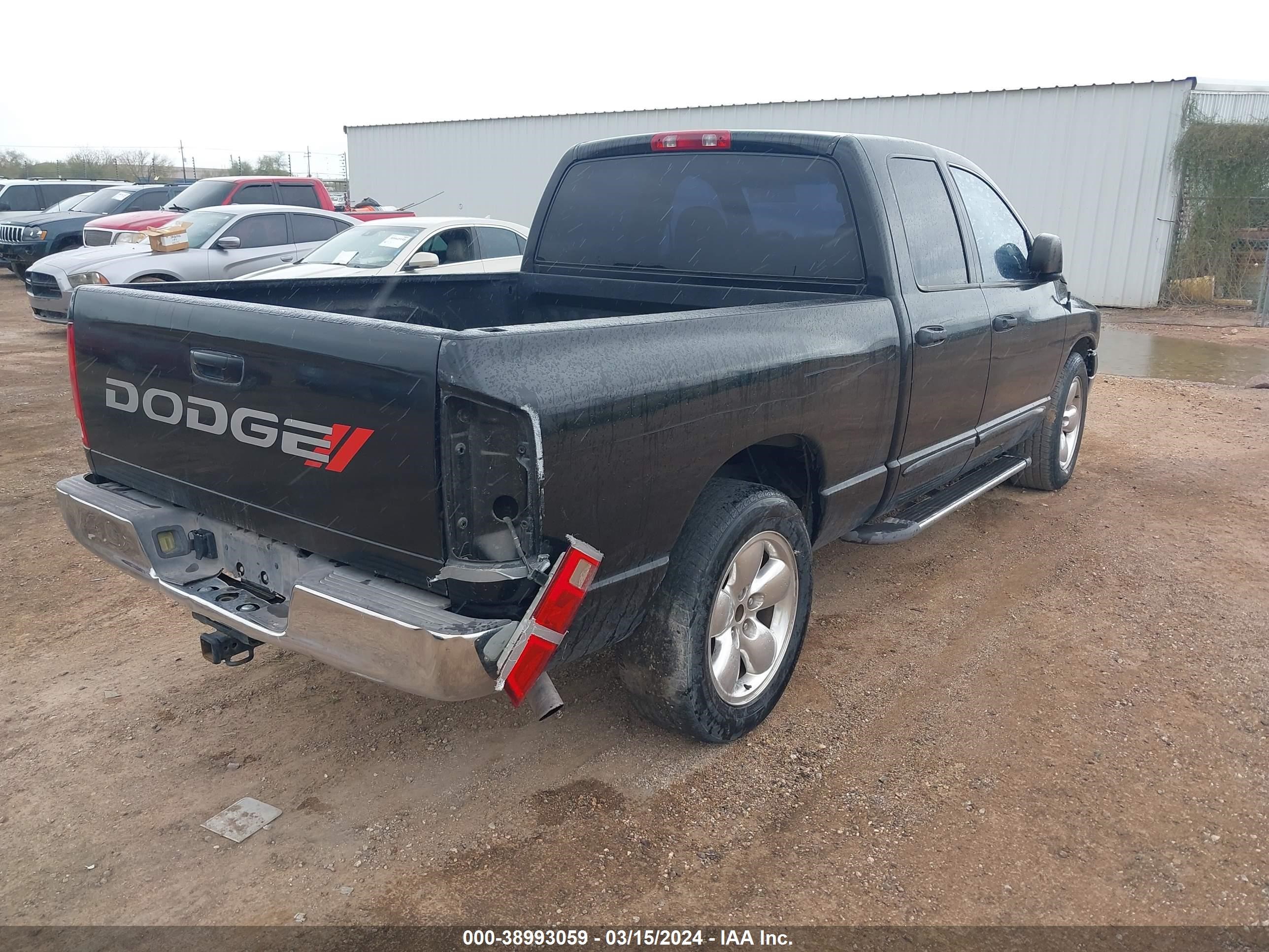 Photo 3 VIN: 1D7HA18N12S627079 - DODGE RAM 