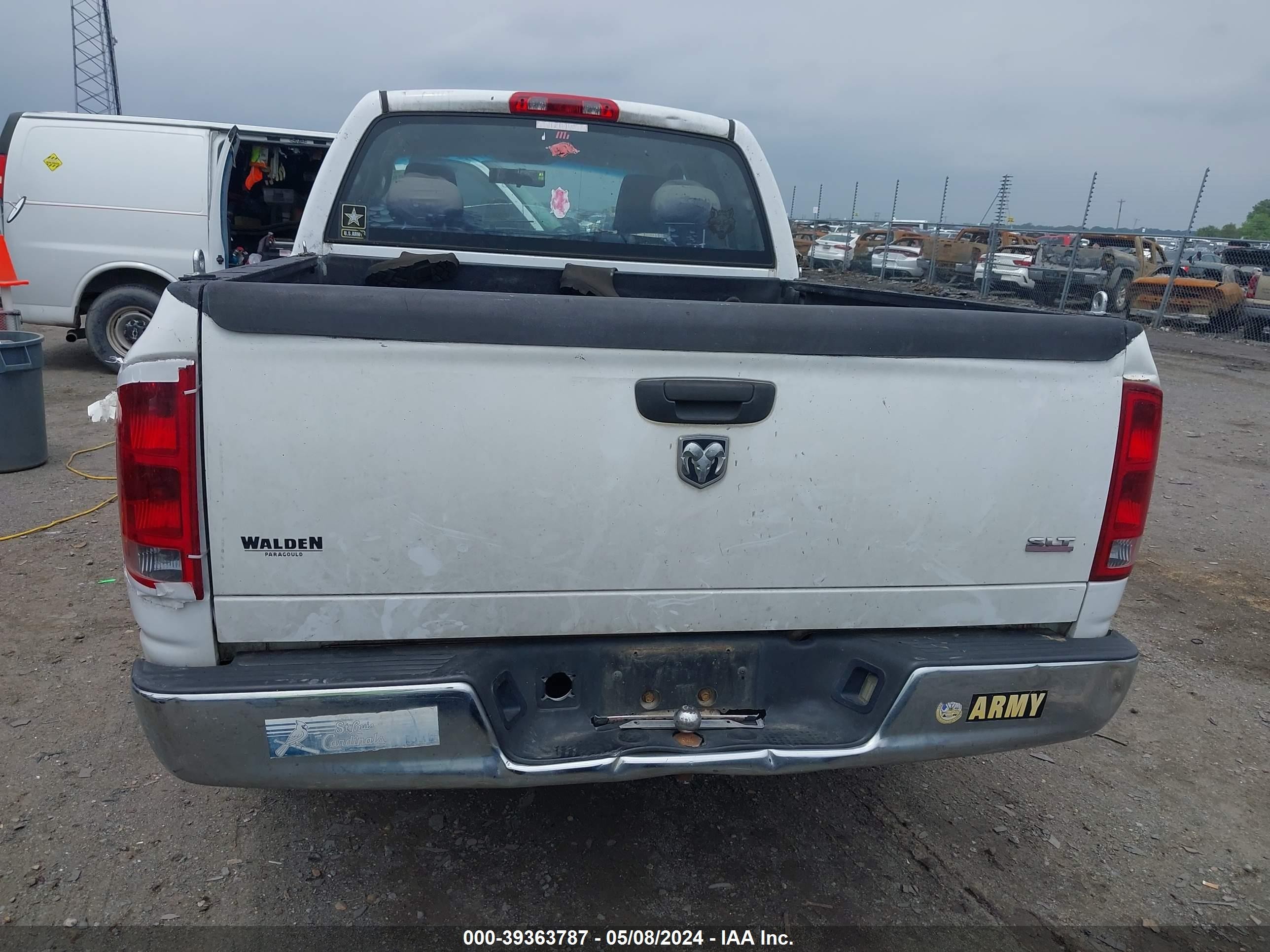 Photo 5 VIN: 1D7HA18N16J140962 - DODGE RAM 