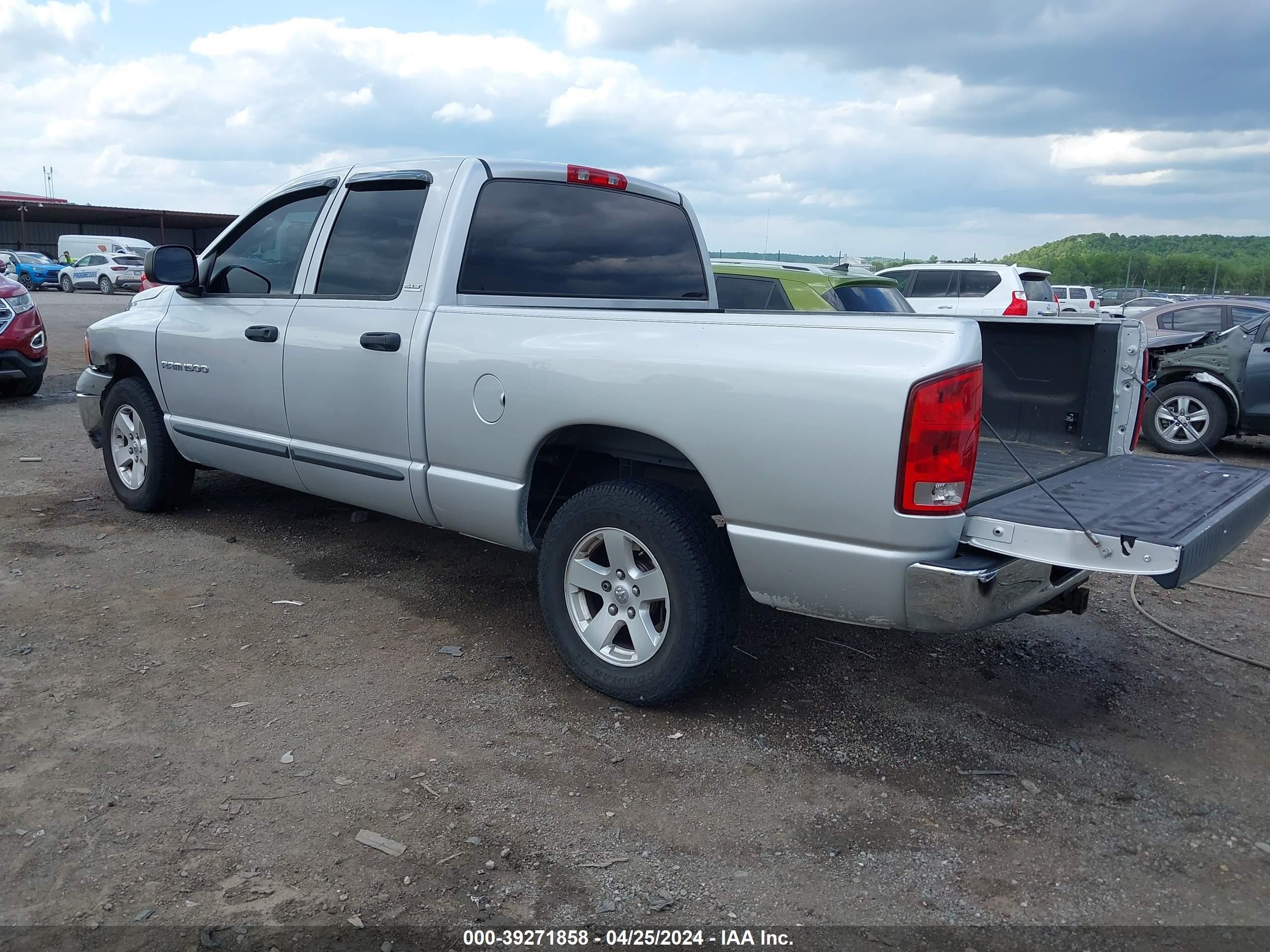 Photo 2 VIN: 1D7HA18N22S678848 - DODGE RAM 