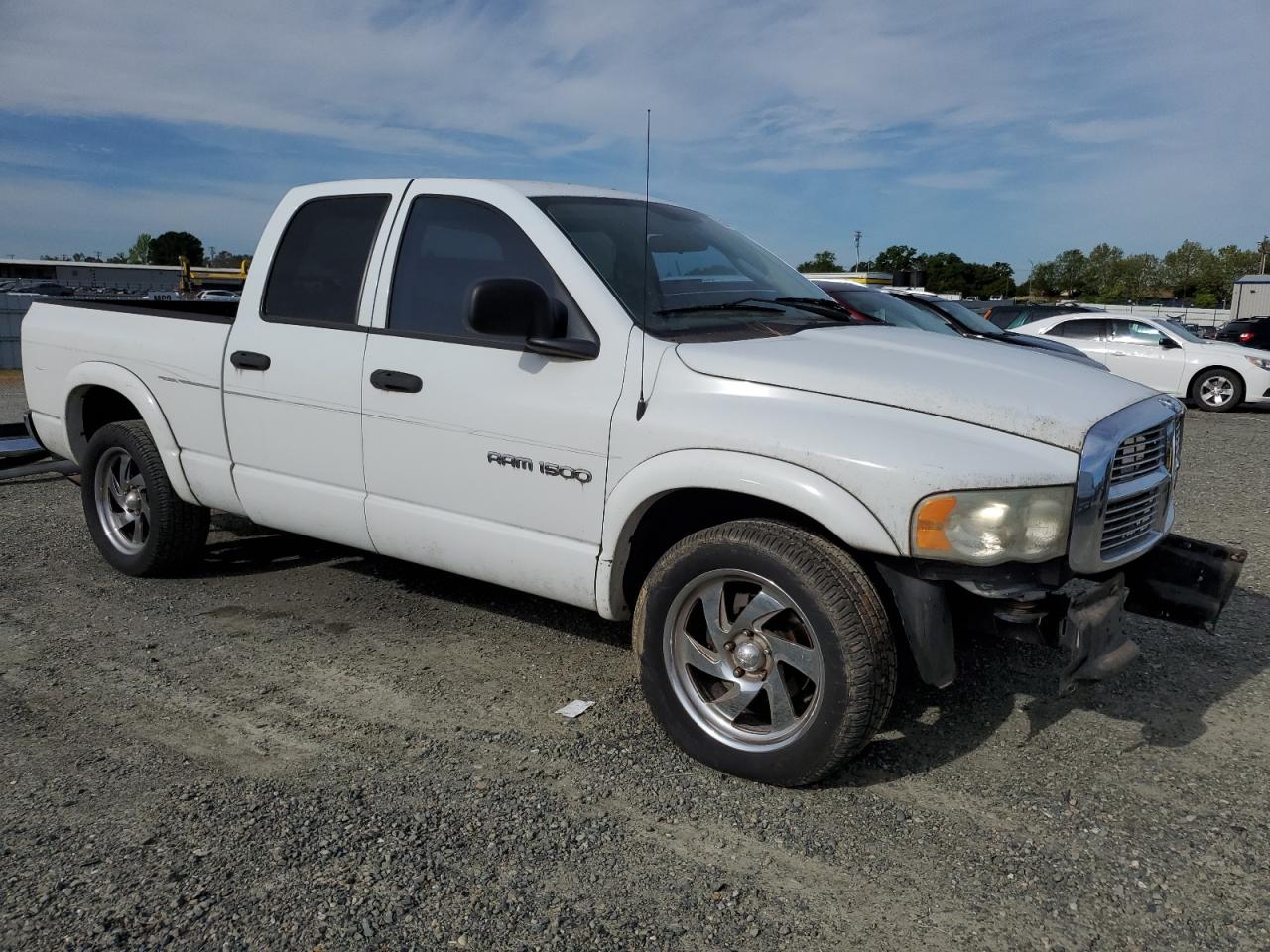 Photo 3 VIN: 1D7HA18N23S231437 - DODGE RAM 