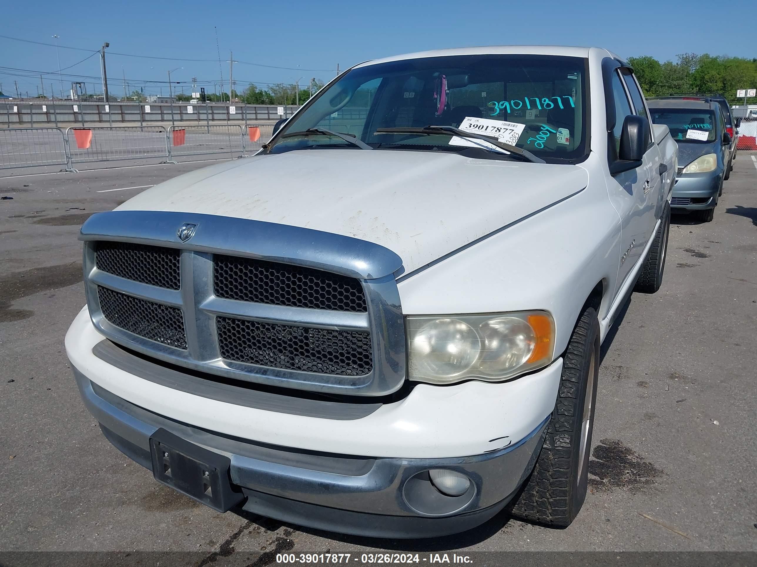 Photo 5 VIN: 1D7HA18N24S710362 - DODGE RAM 