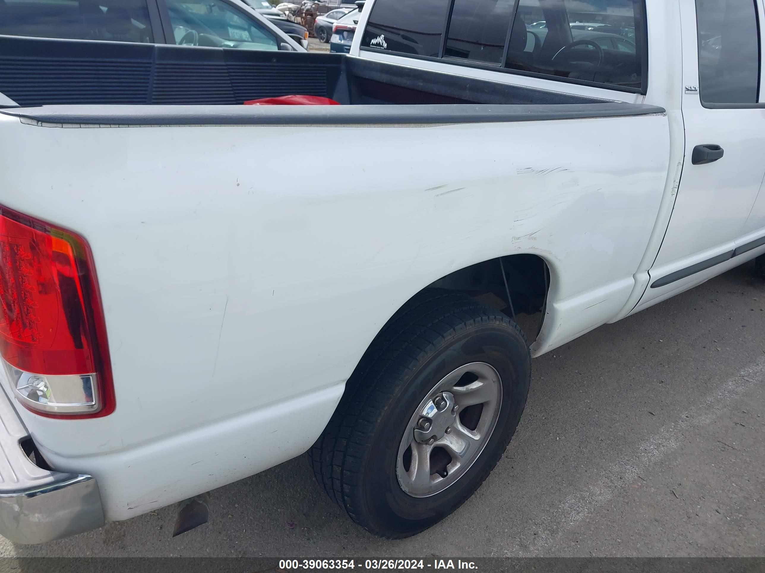 Photo 11 VIN: 1D7HA18N32J181605 - DODGE RAM 