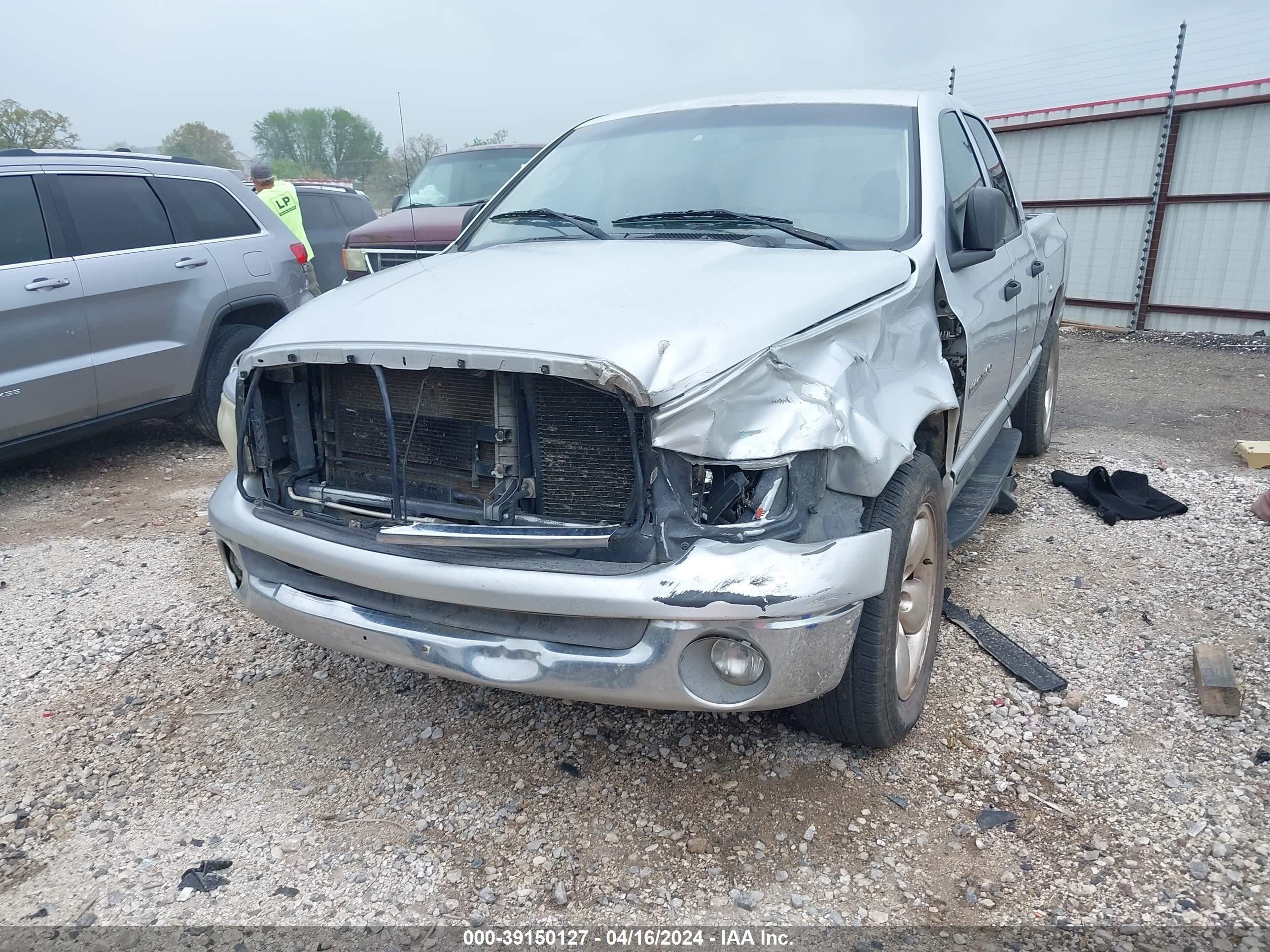 Photo 5 VIN: 1D7HA18N32S630419 - DODGE RAM 