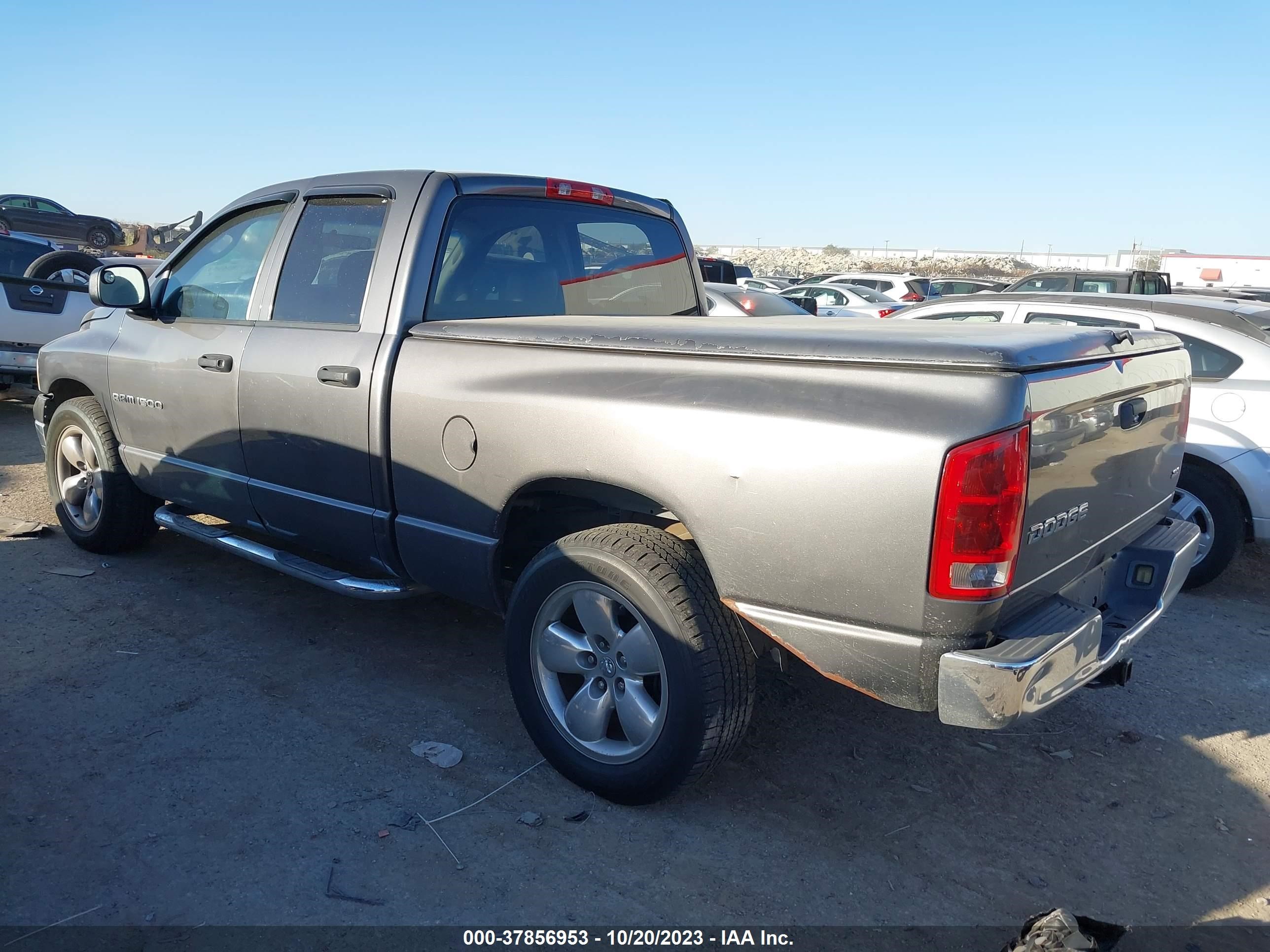 Photo 2 VIN: 1D7HA18N33J631125 - DODGE RAM 