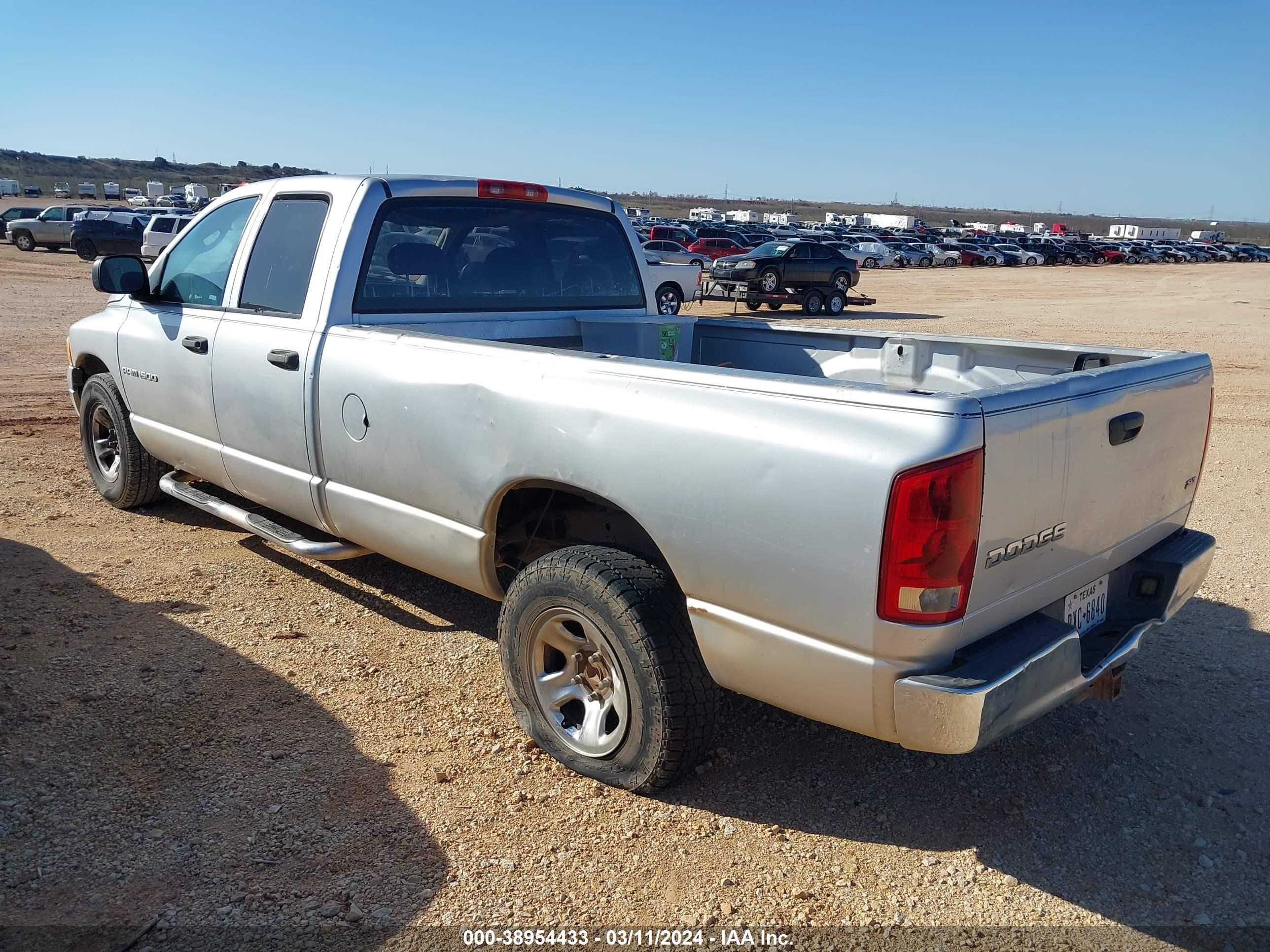 Photo 2 VIN: 1D7HA18N34J160269 - DODGE RAM 