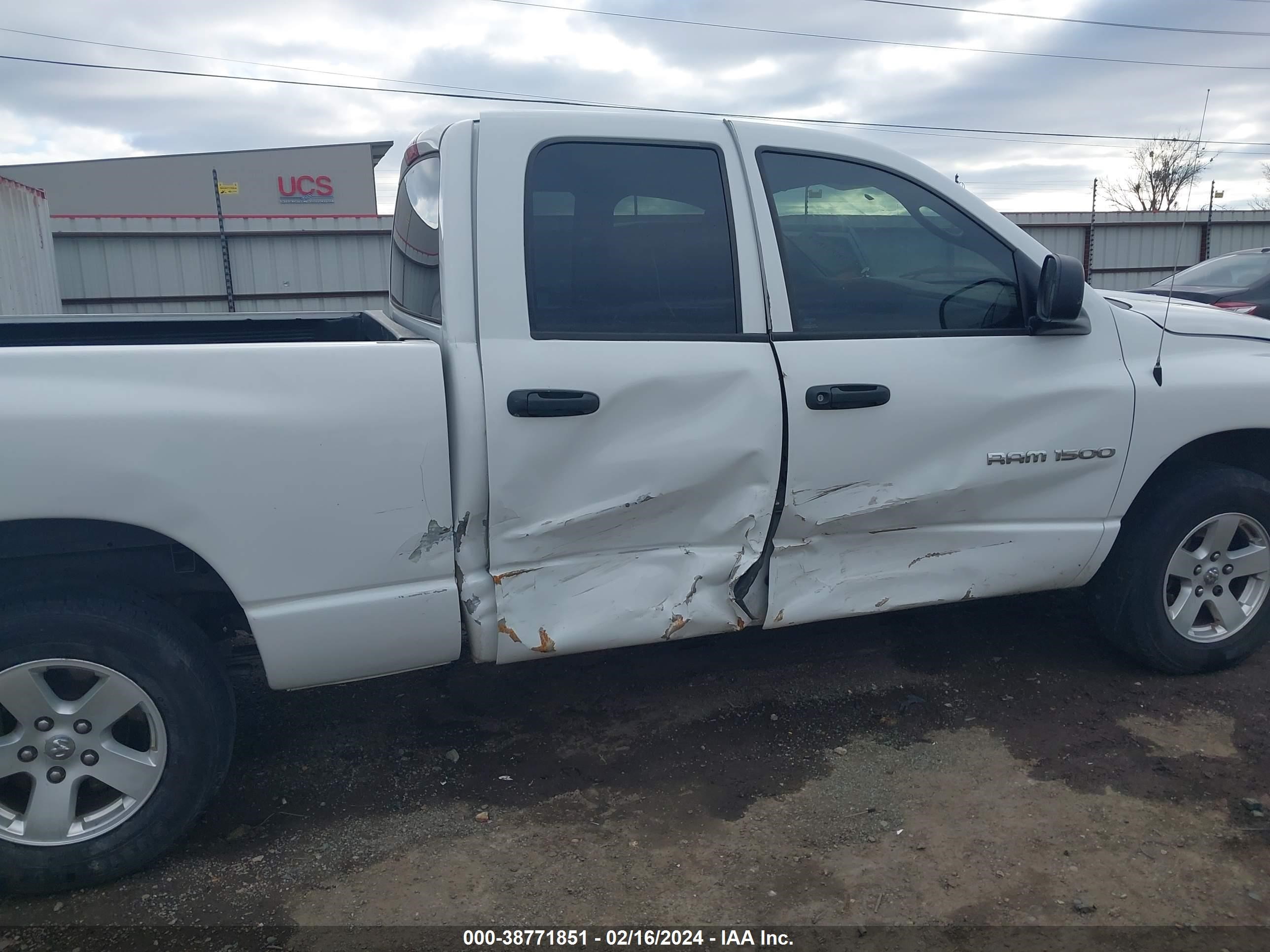 Photo 12 VIN: 1D7HA18N36J114945 - DODGE RAM 