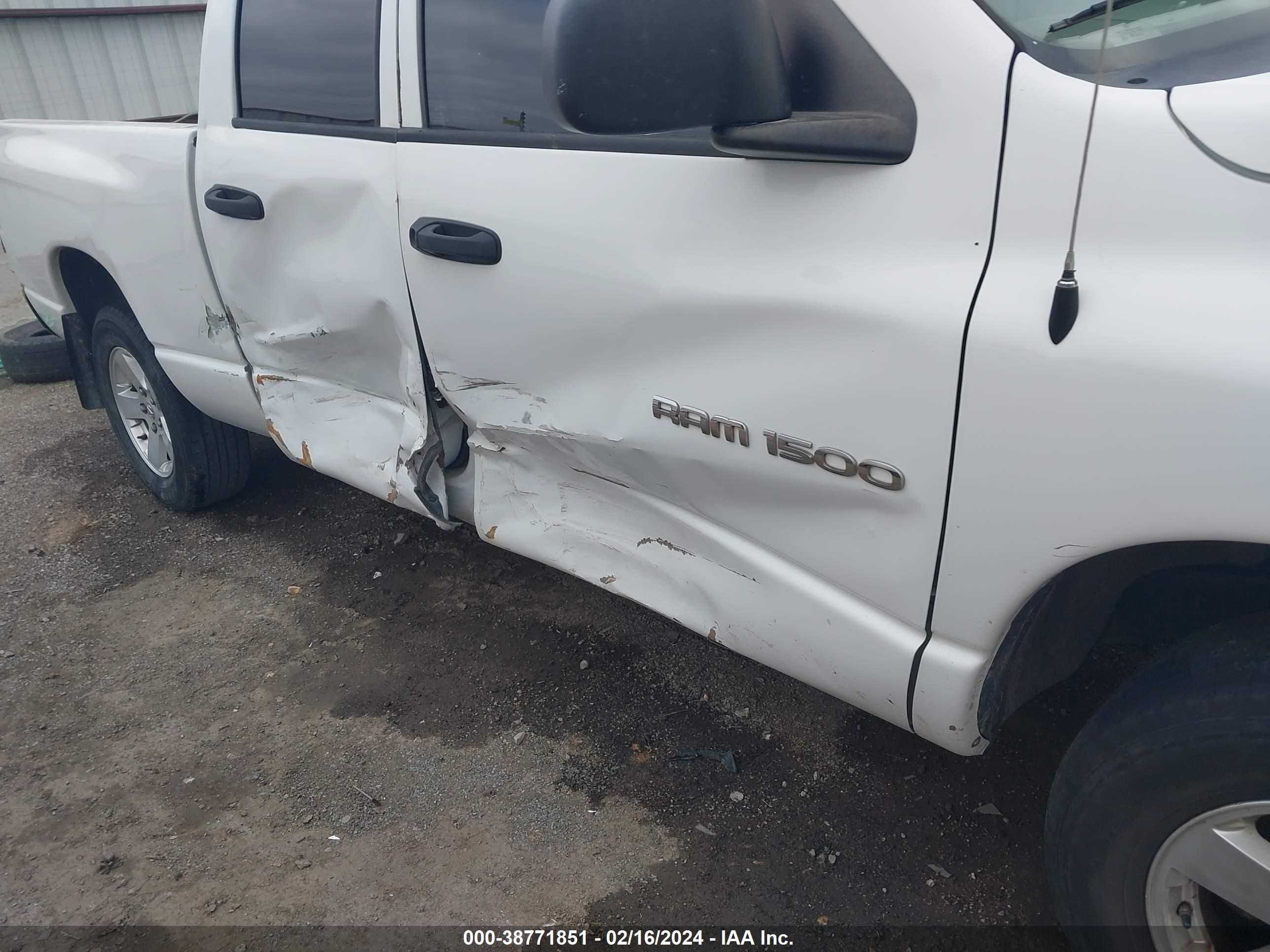 Photo 5 VIN: 1D7HA18N36J114945 - DODGE RAM 