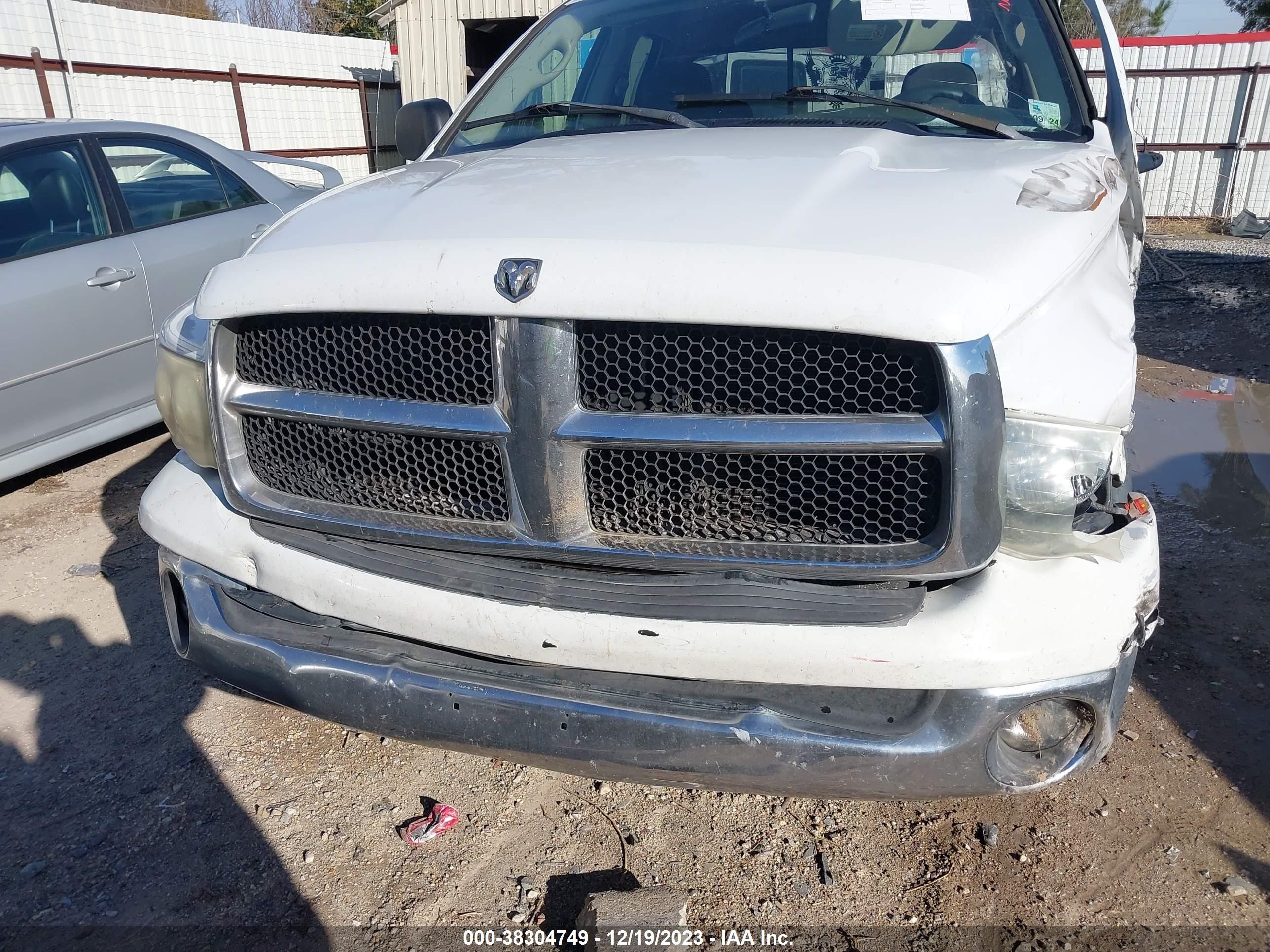 Photo 11 VIN: 1D7HA18N44S514617 - DODGE RAM 