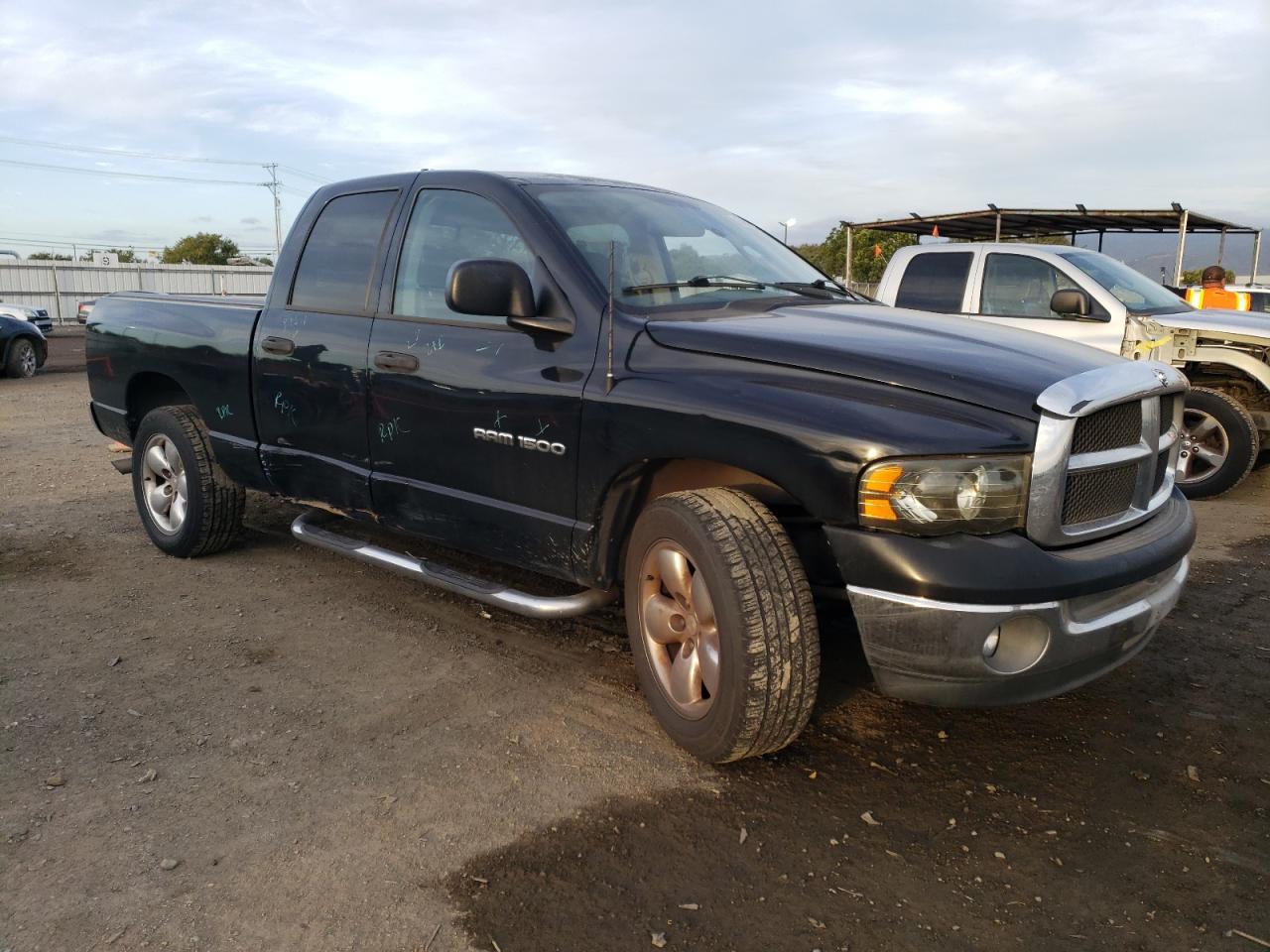 Photo 3 VIN: 1D7HA18N44S700688 - DODGE RAM 