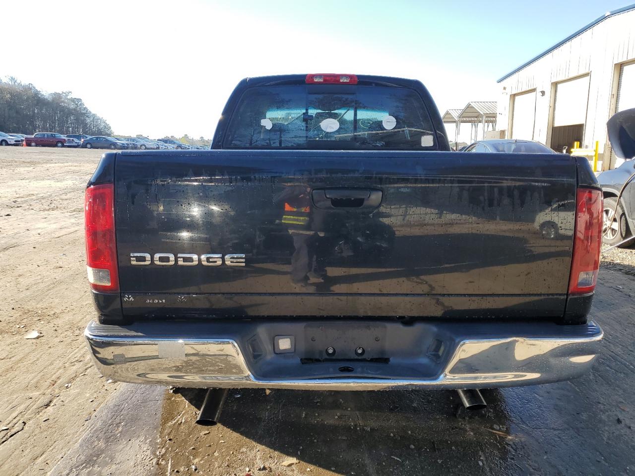 Photo 5 VIN: 1D7HA18N52J267451 - DODGE RAM 