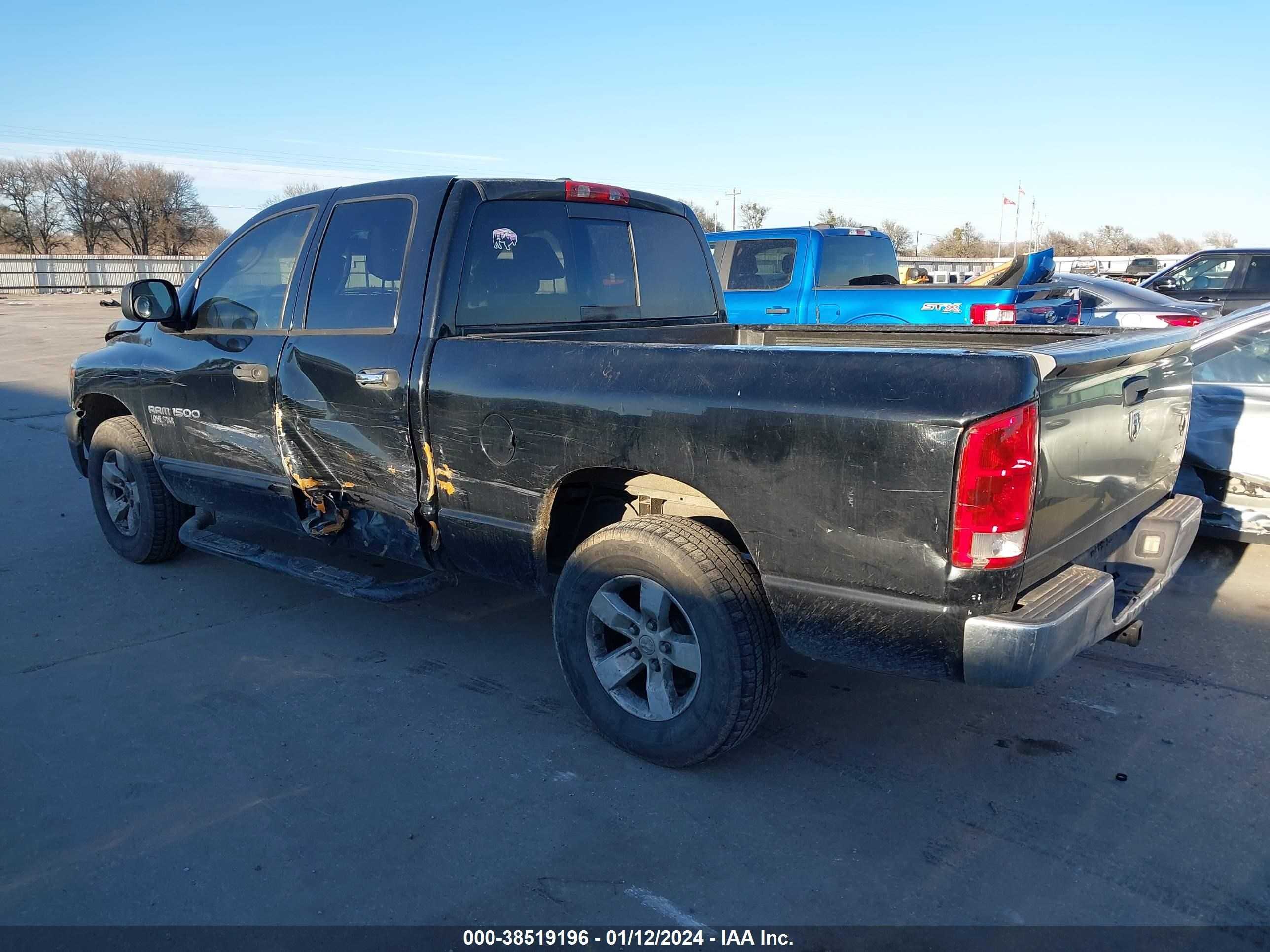 Photo 2 VIN: 1D7HA18N56S574926 - DODGE RAM 