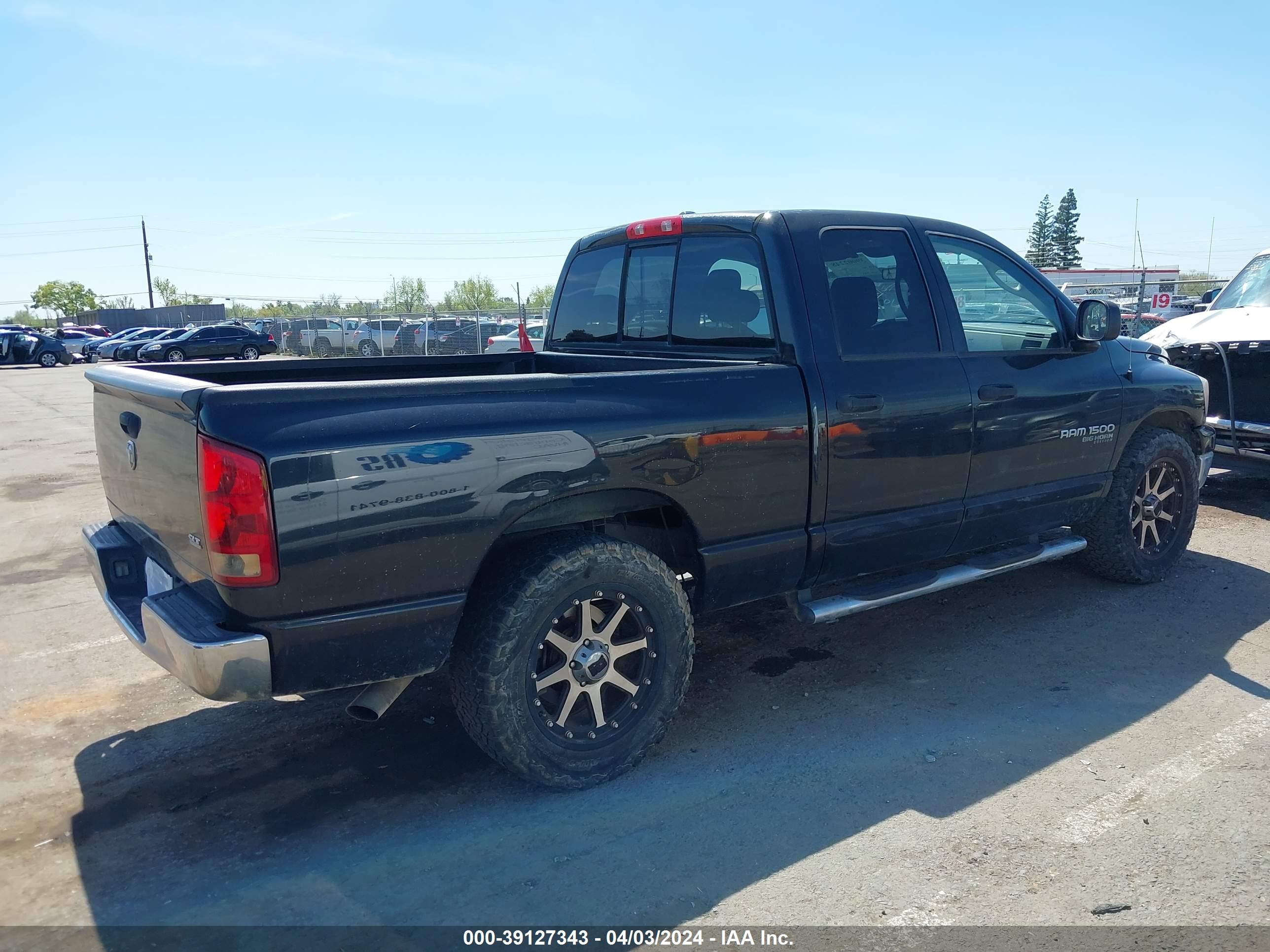 Photo 4 VIN: 1D7HA18N56S637135 - DODGE RAM 