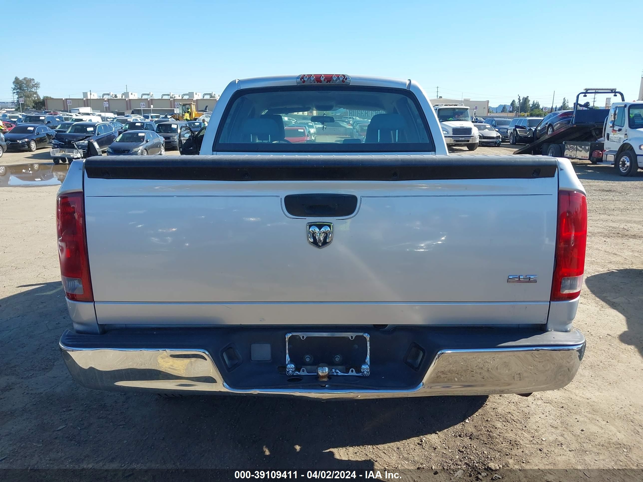 Photo 15 VIN: 1D7HA18N56S642240 - DODGE RAM 