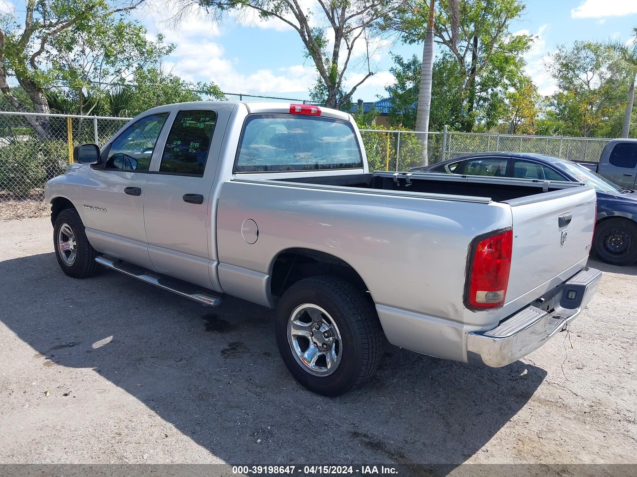 Photo 2 VIN: 1D7HA18N65S354550 - DODGE RAM 