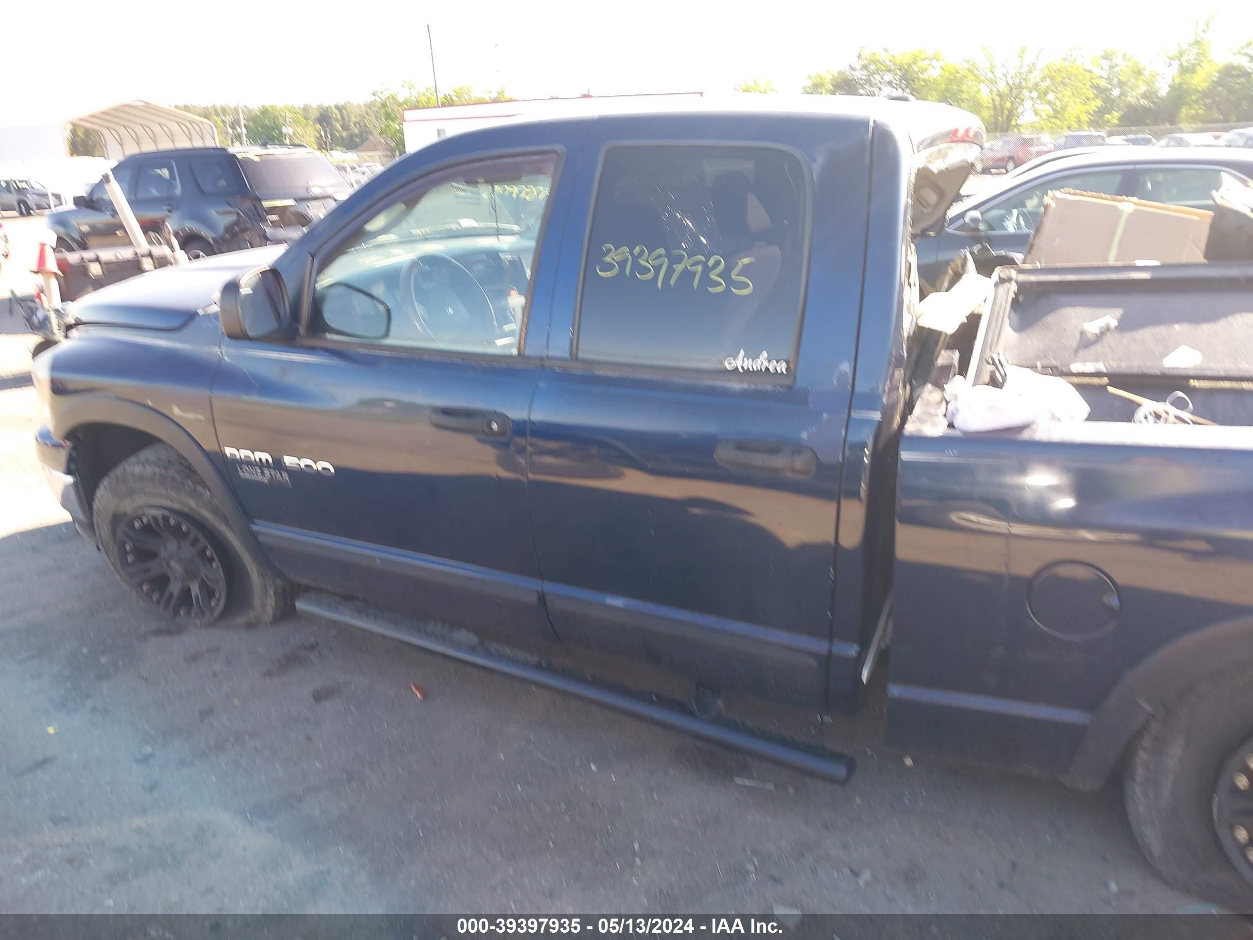 Photo 13 VIN: 1D7HA18N66S600823 - DODGE RAM 