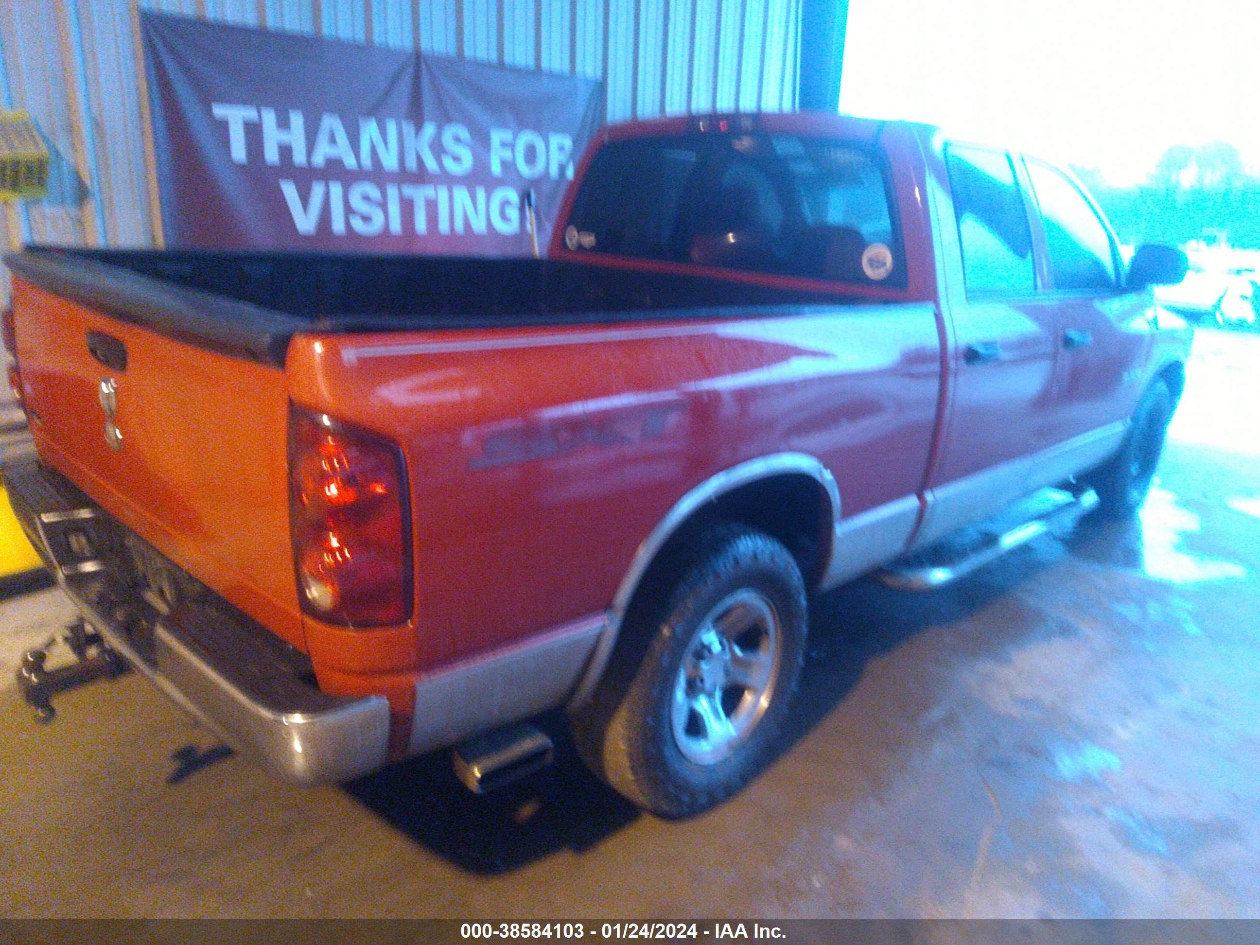 Photo 3 VIN: 1D7HA18N68S604146 - DODGE RAM 