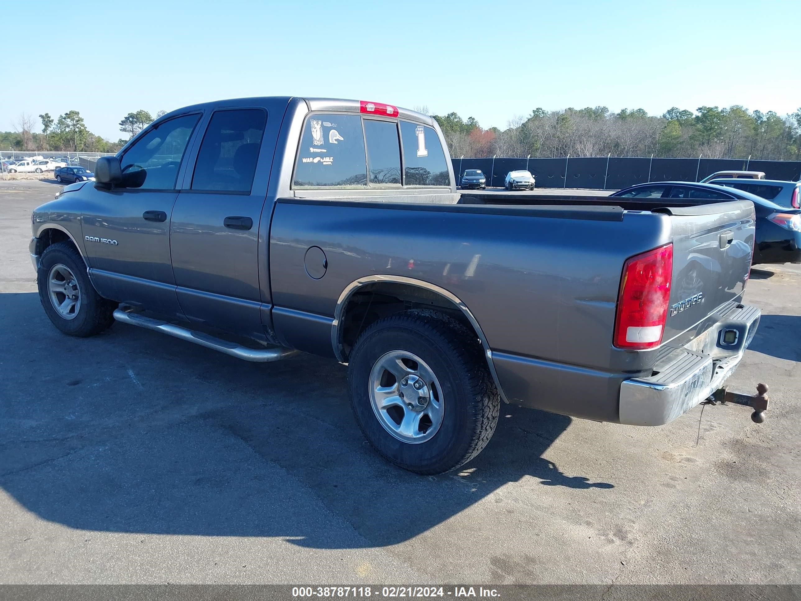 Photo 2 VIN: 1D7HA18N73J634349 - DODGE RAM 