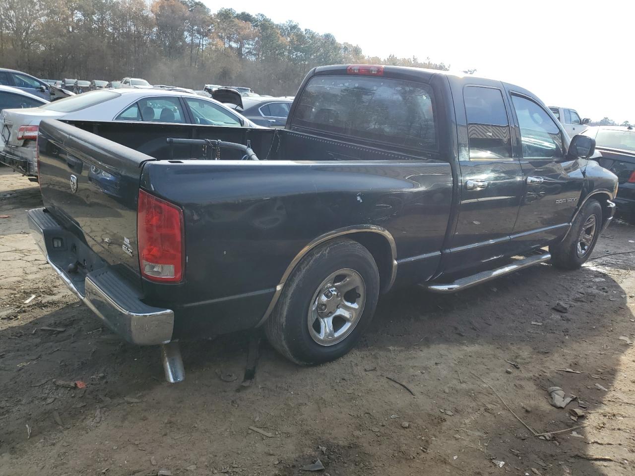 Photo 2 VIN: 1D7HA18N75J566945 - DODGE RAM 