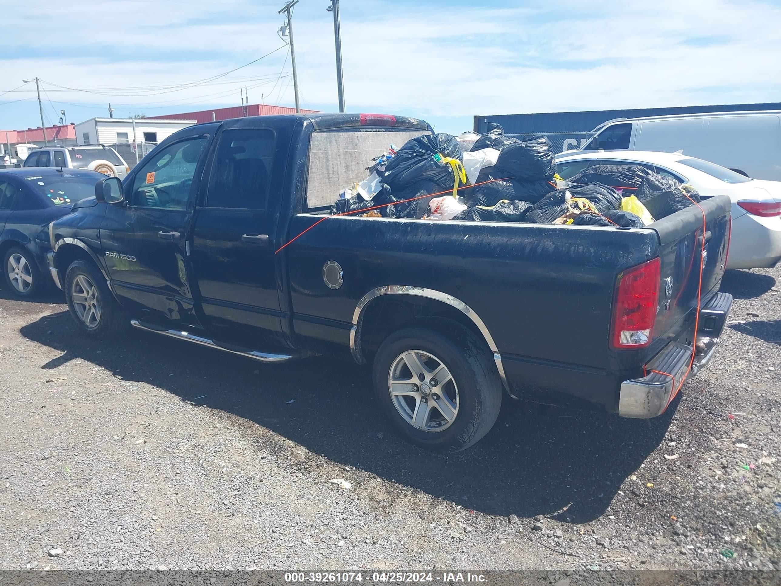 Photo 2 VIN: 1D7HA18N86J127738 - DODGE RAM 