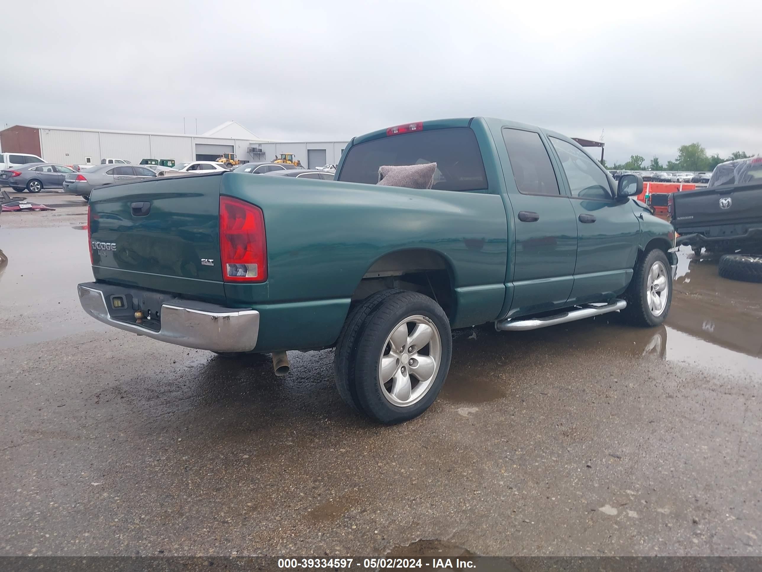 Photo 3 VIN: 1D7HA18N93S240698 - DODGE RAM 