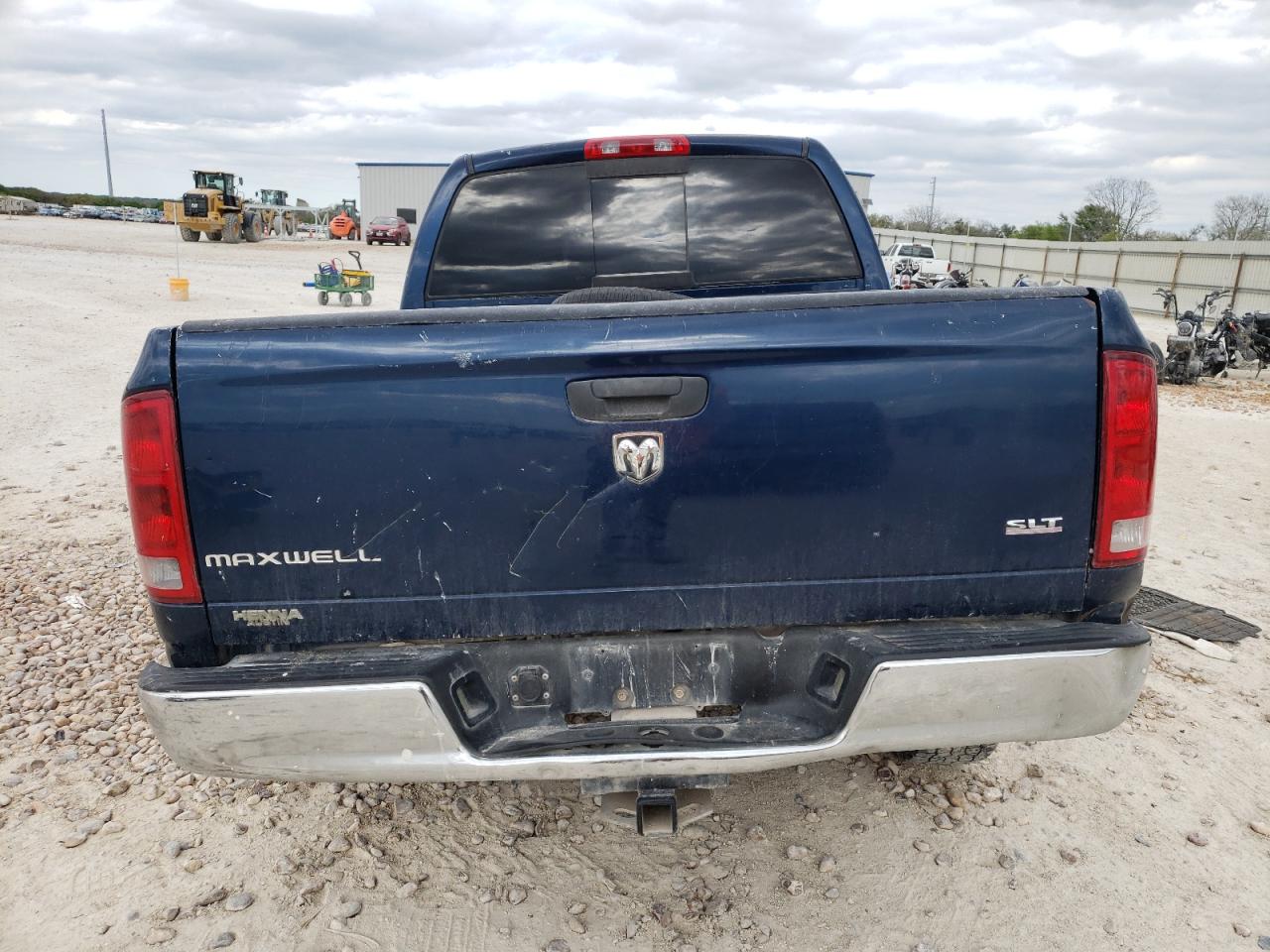 Photo 5 VIN: 1D7HA18N95J637823 - DODGE RAM 