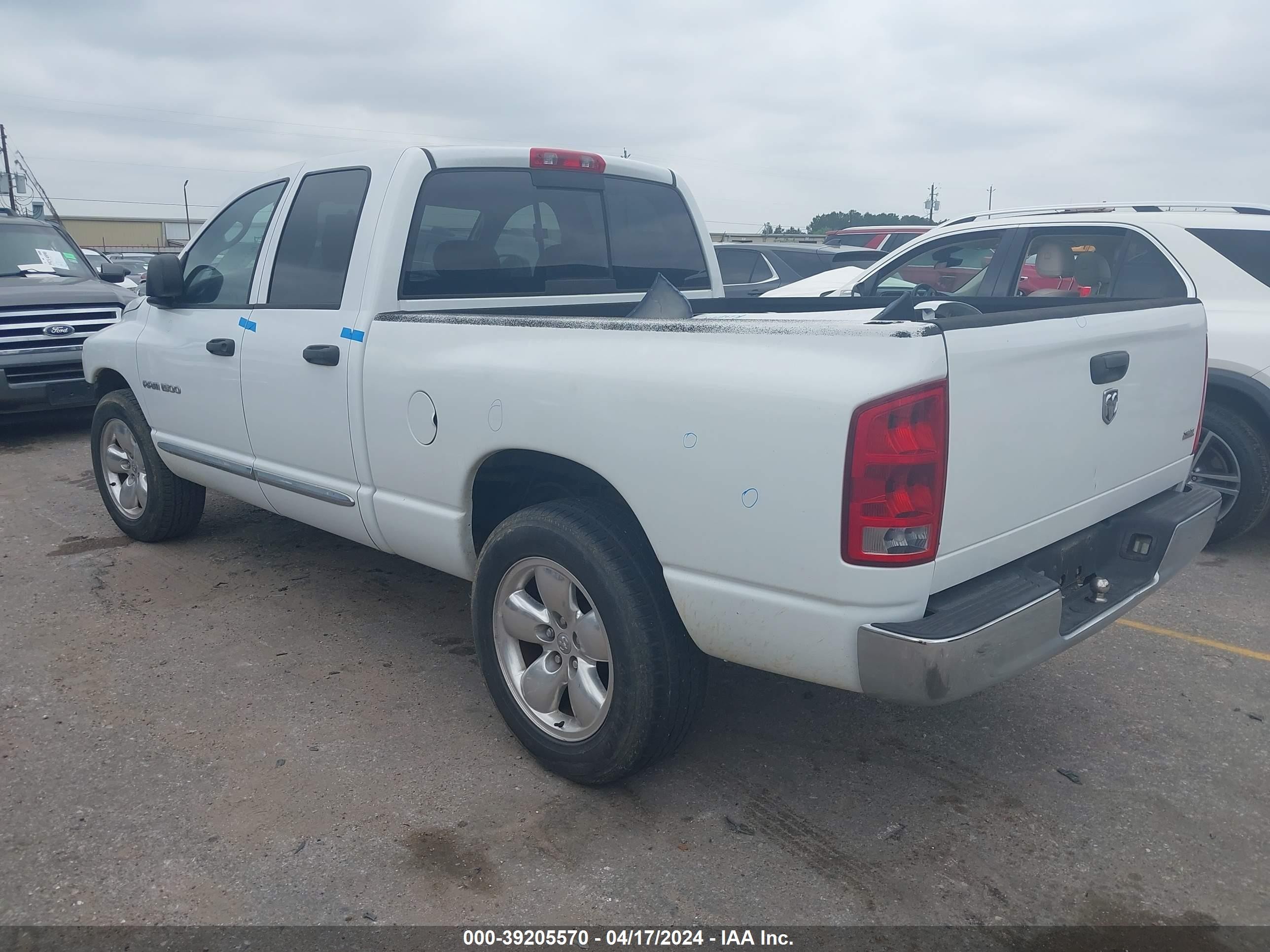 Photo 2 VIN: 1D7HA18N95S299804 - DODGE RAM 