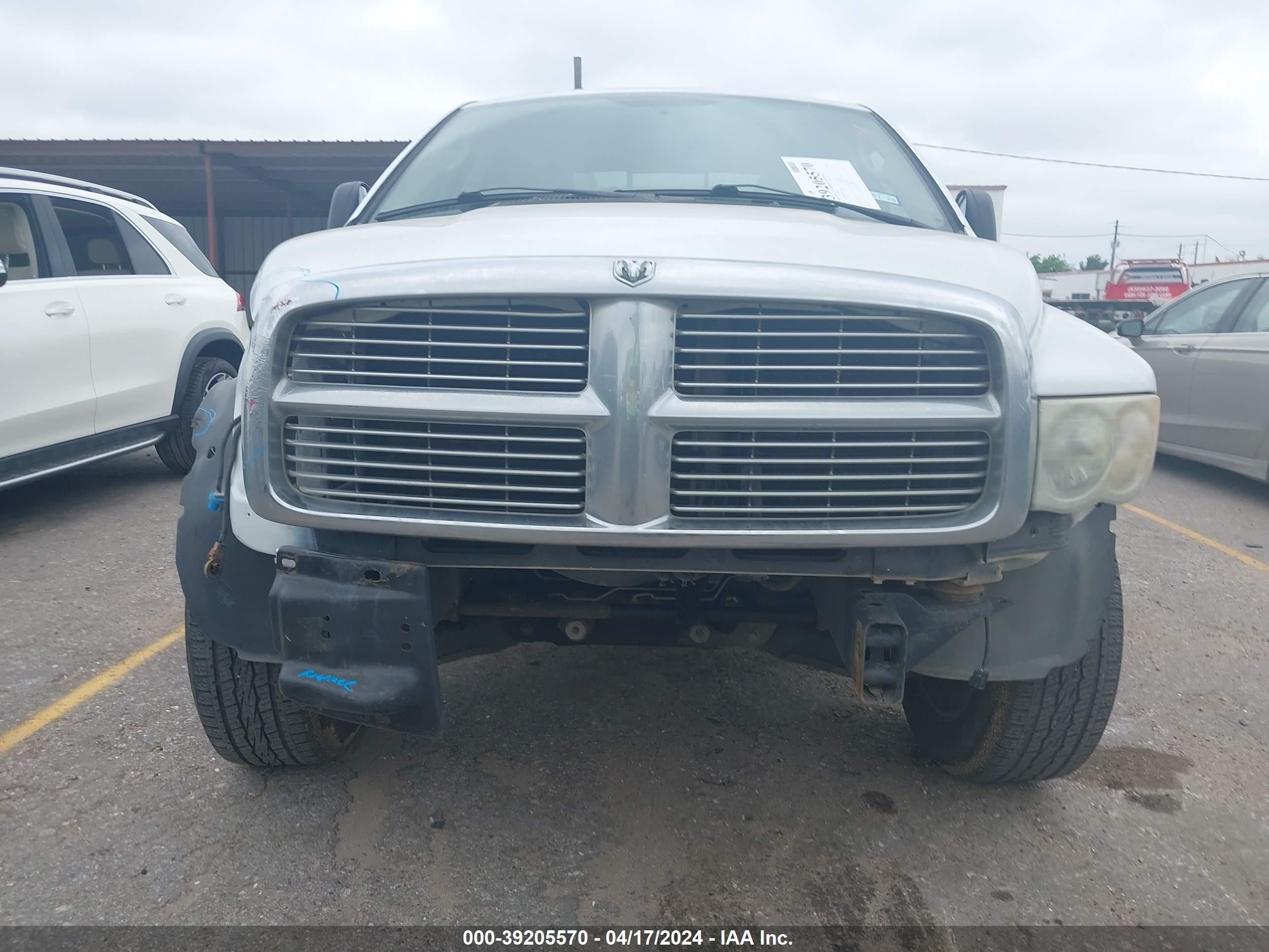 Photo 5 VIN: 1D7HA18N95S299804 - DODGE RAM 