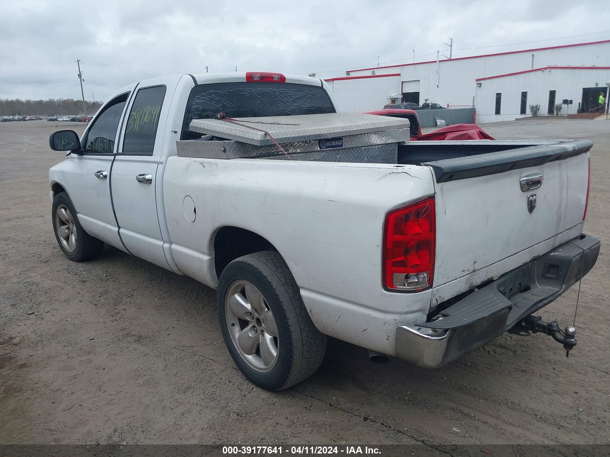 Photo 2 VIN: 1D7HA18N96S560592 - DODGE RAM 