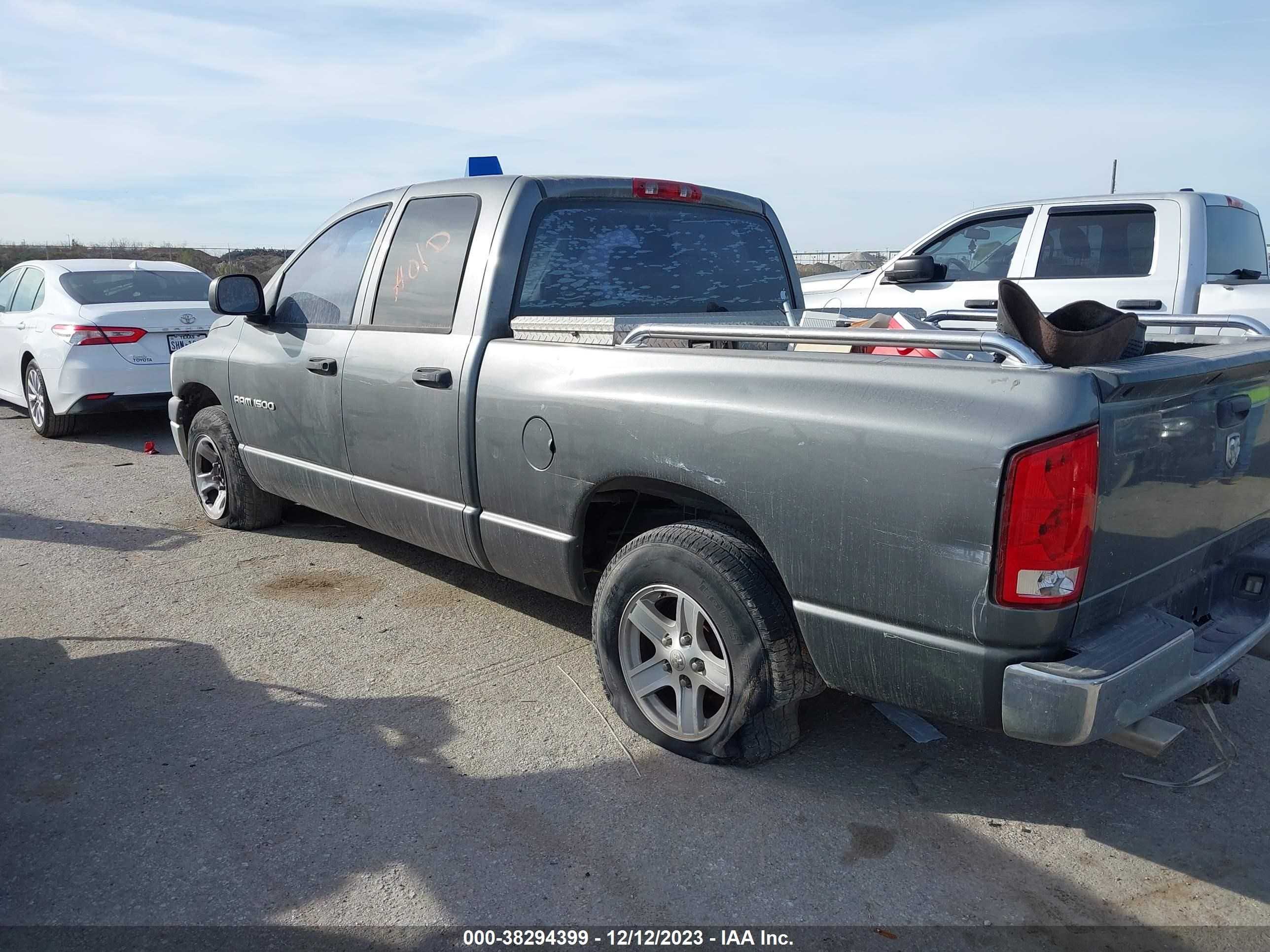 Photo 2 VIN: 1D7HA18N96S617115 - DODGE RAM 