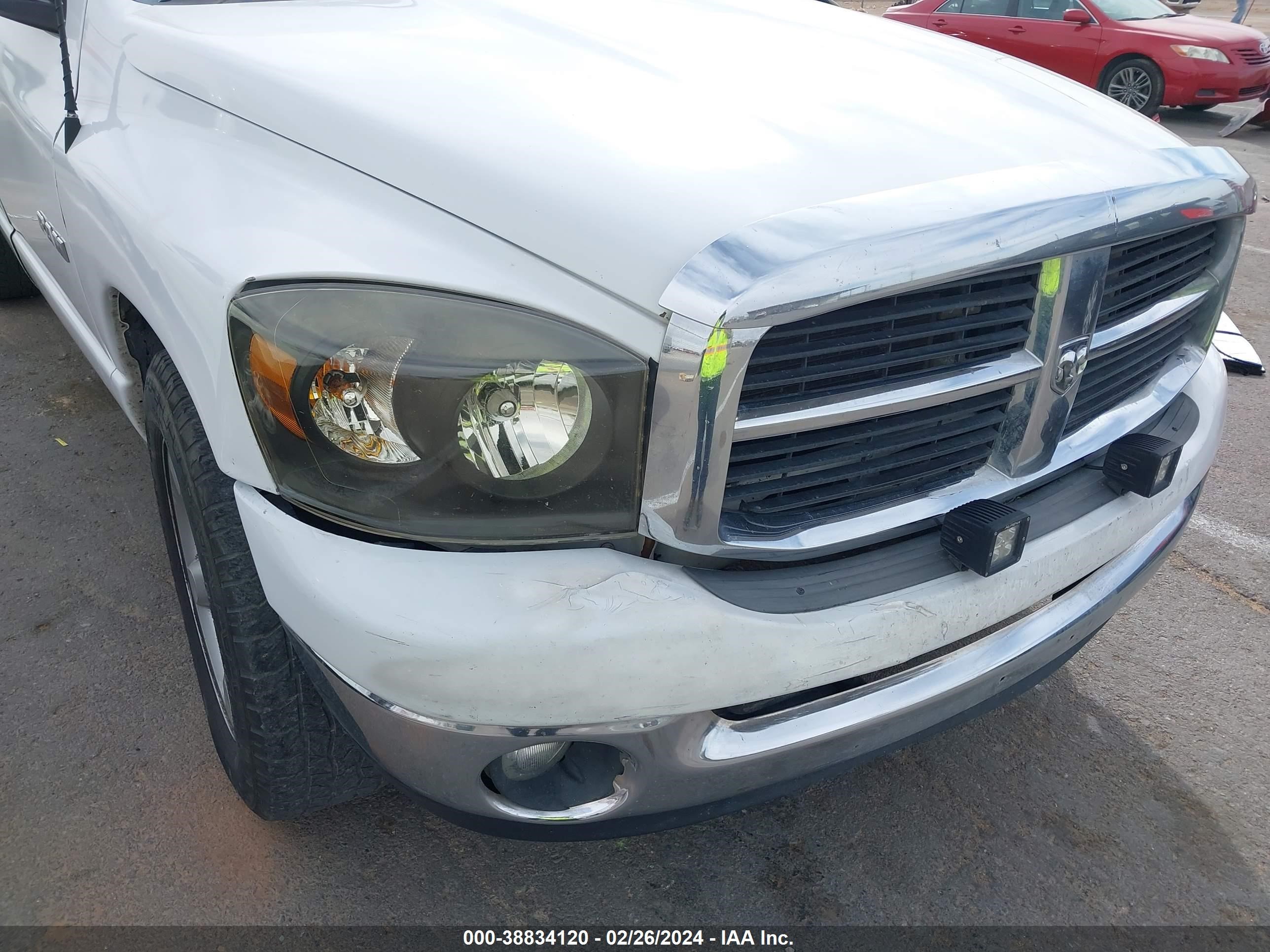 Photo 5 VIN: 1D7HA18N98J230007 - DODGE RAM 