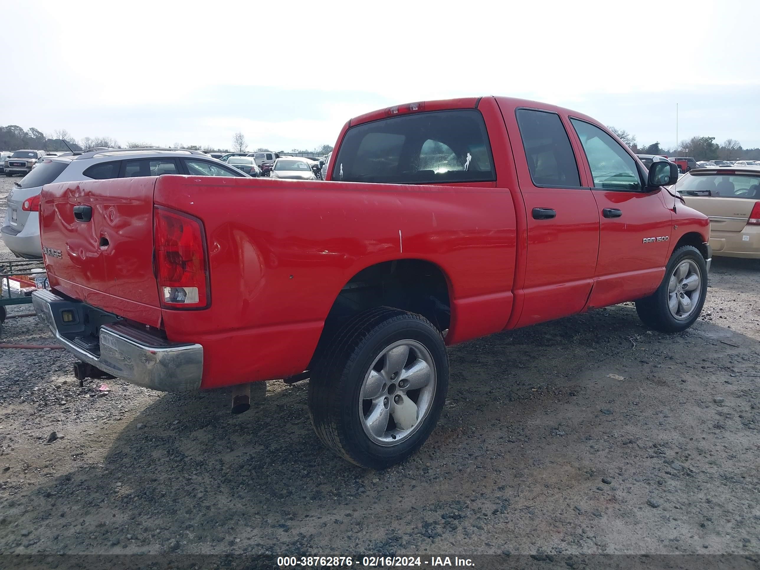 Photo 3 VIN: 1D7HA18NX3J521673 - DODGE RAM 