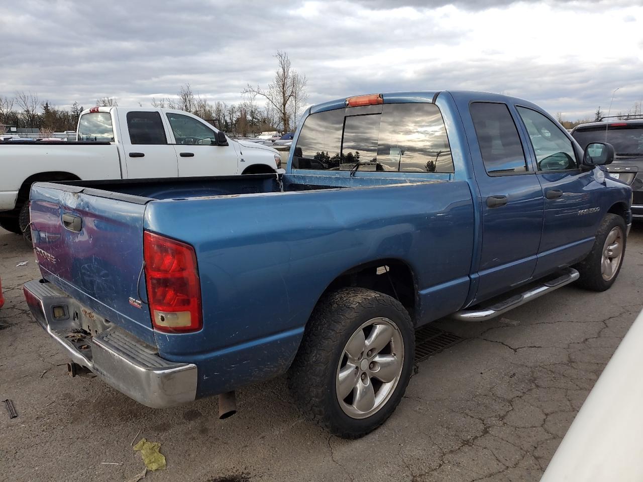 Photo 2 VIN: 1D7HA18NX3S229404 - DODGE RAM 