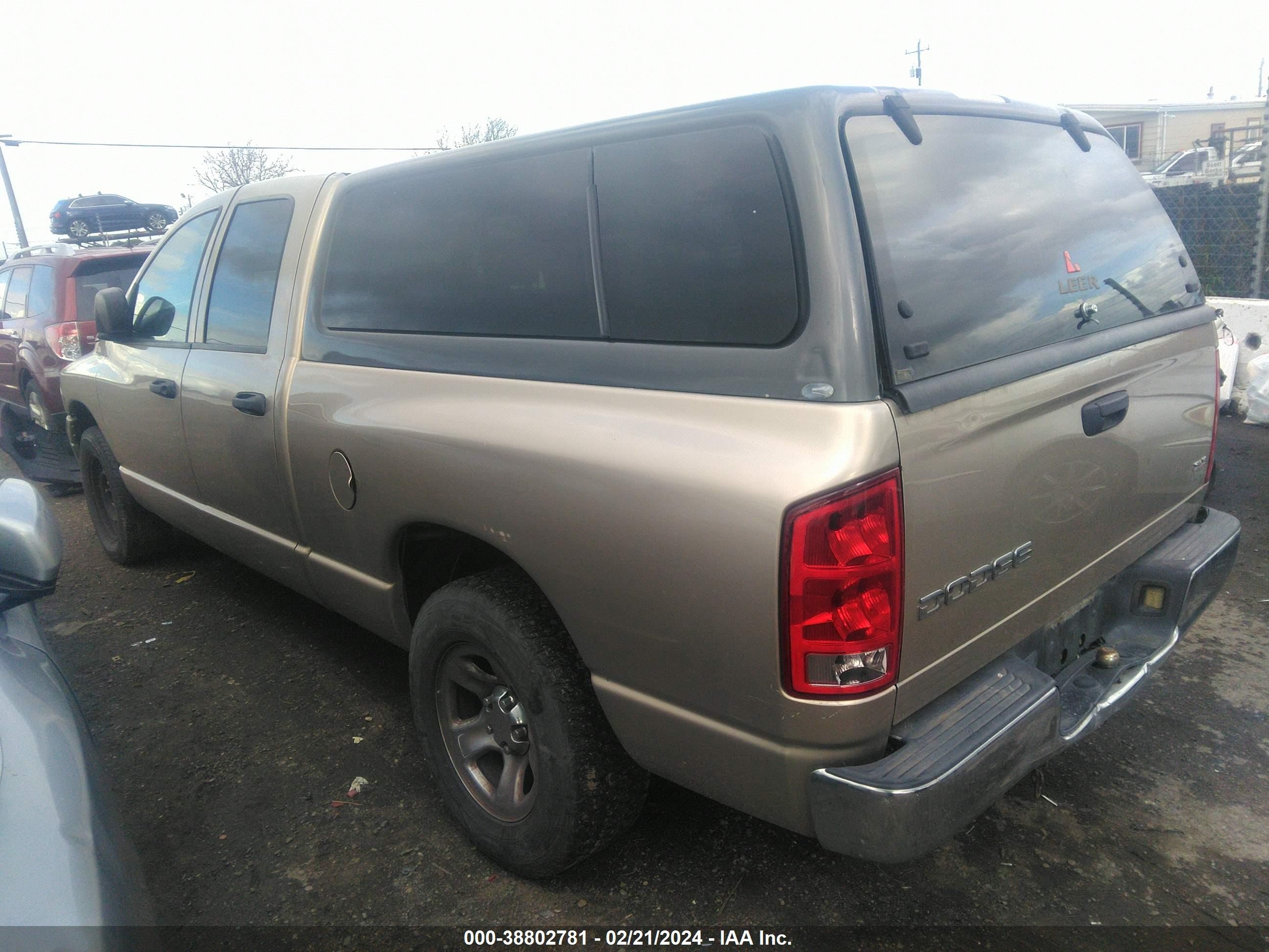 Photo 2 VIN: 1D7HA18NX4J107147 - DODGE RAM 