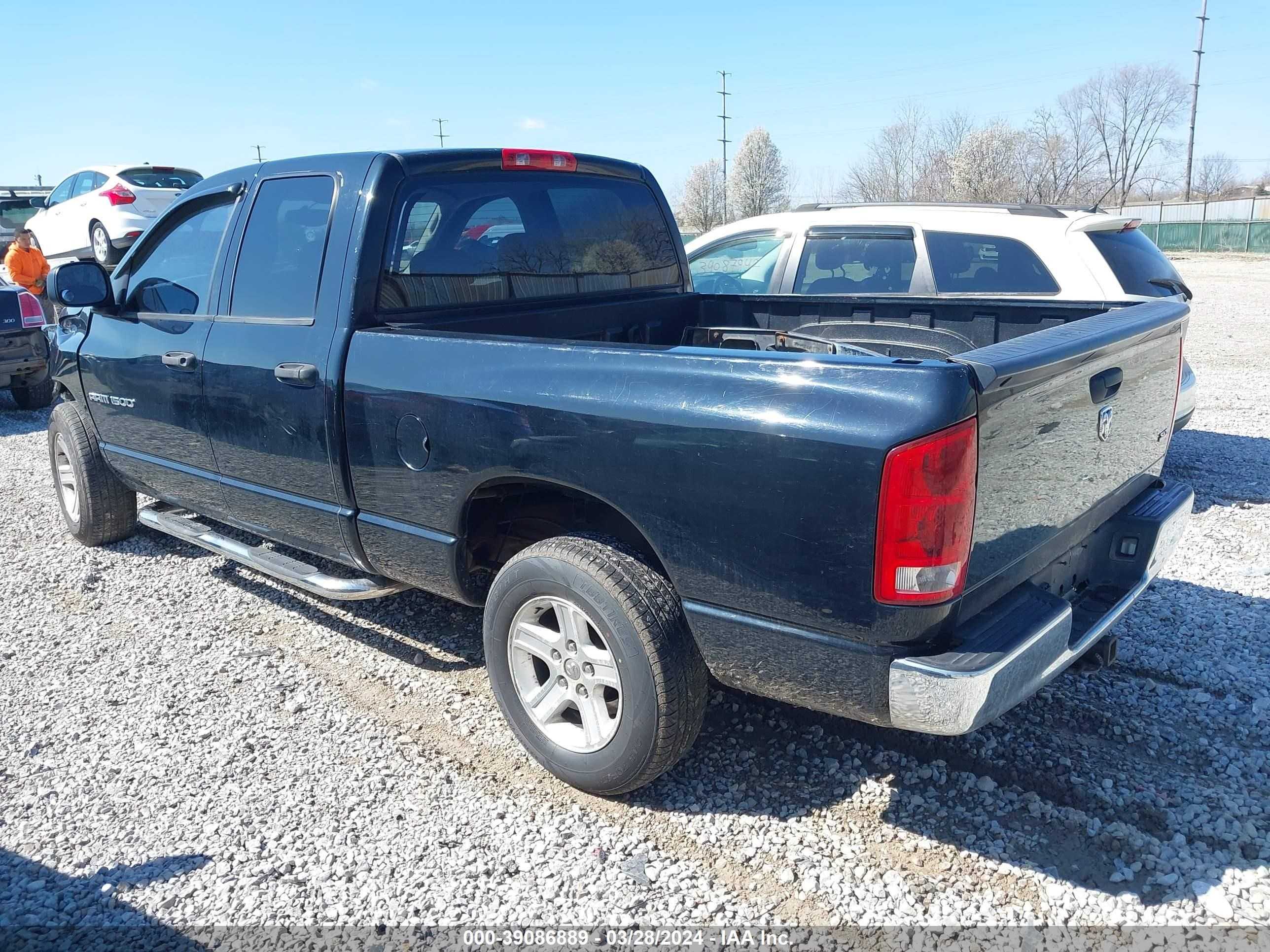 Photo 2 VIN: 1D7HA18NX6J108429 - DODGE RAM 