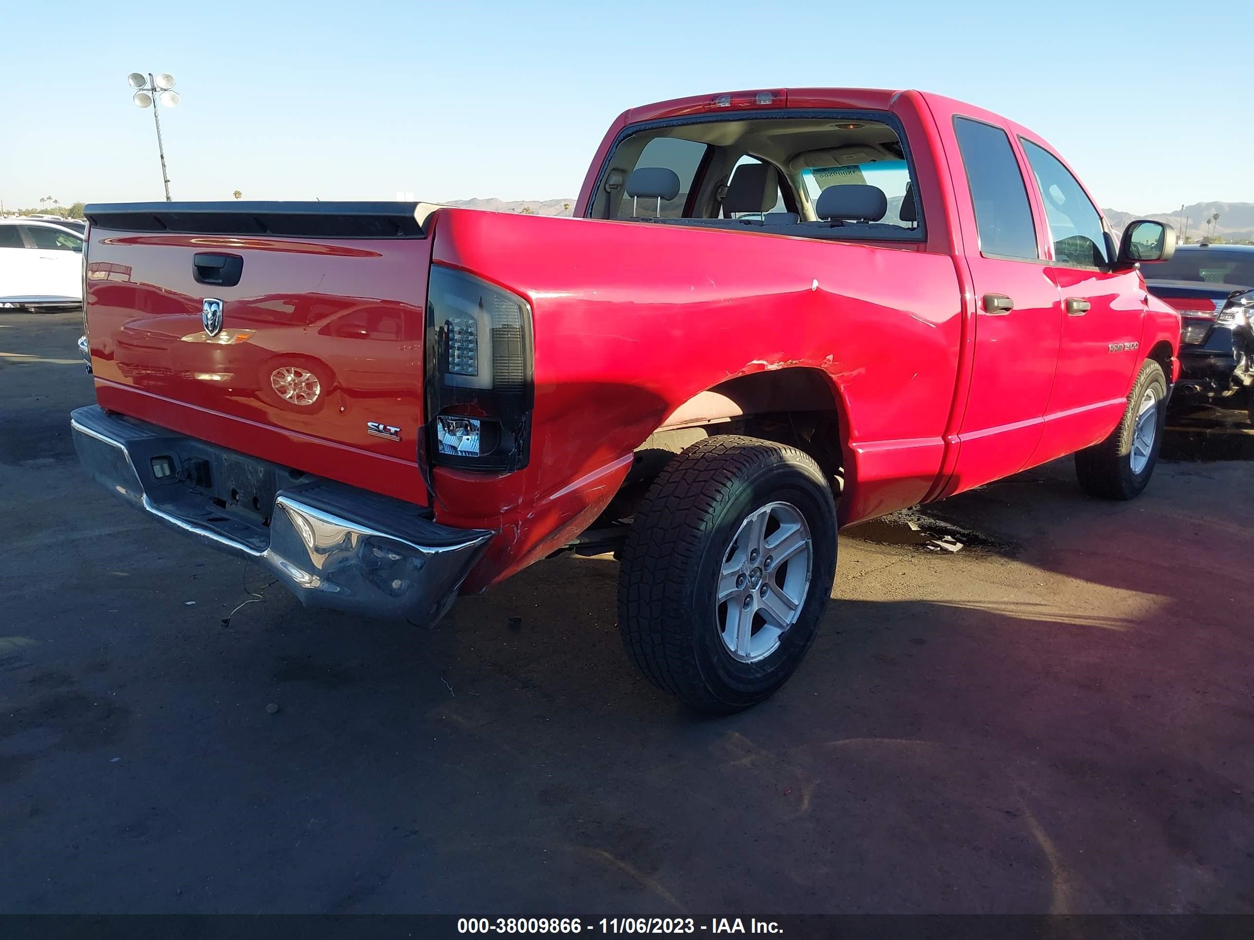 Photo 3 VIN: 1D7HA18NX7S142172 - DODGE RAM 