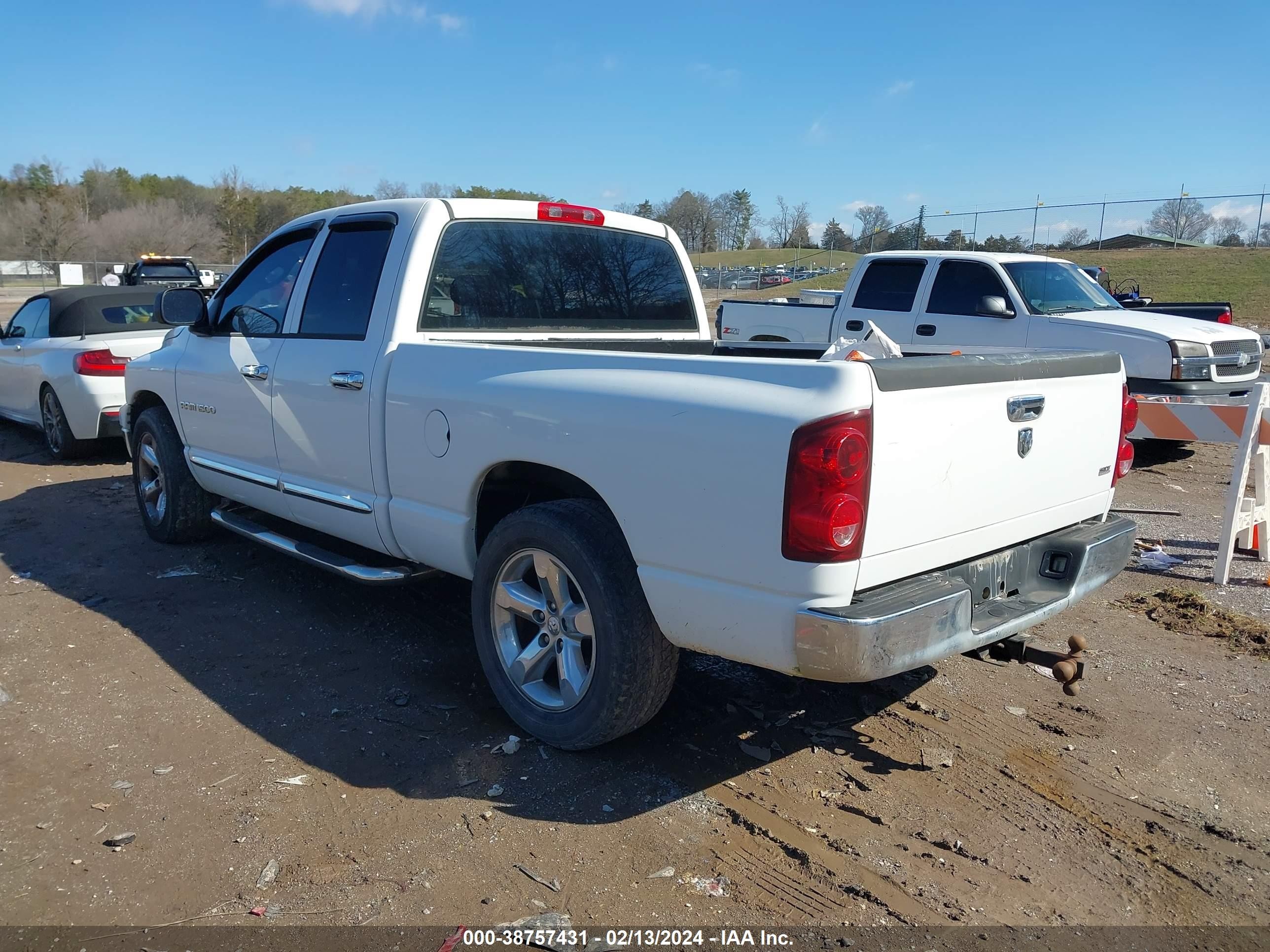 Photo 2 VIN: 1D7HA18P17S226267 - DODGE RAM 