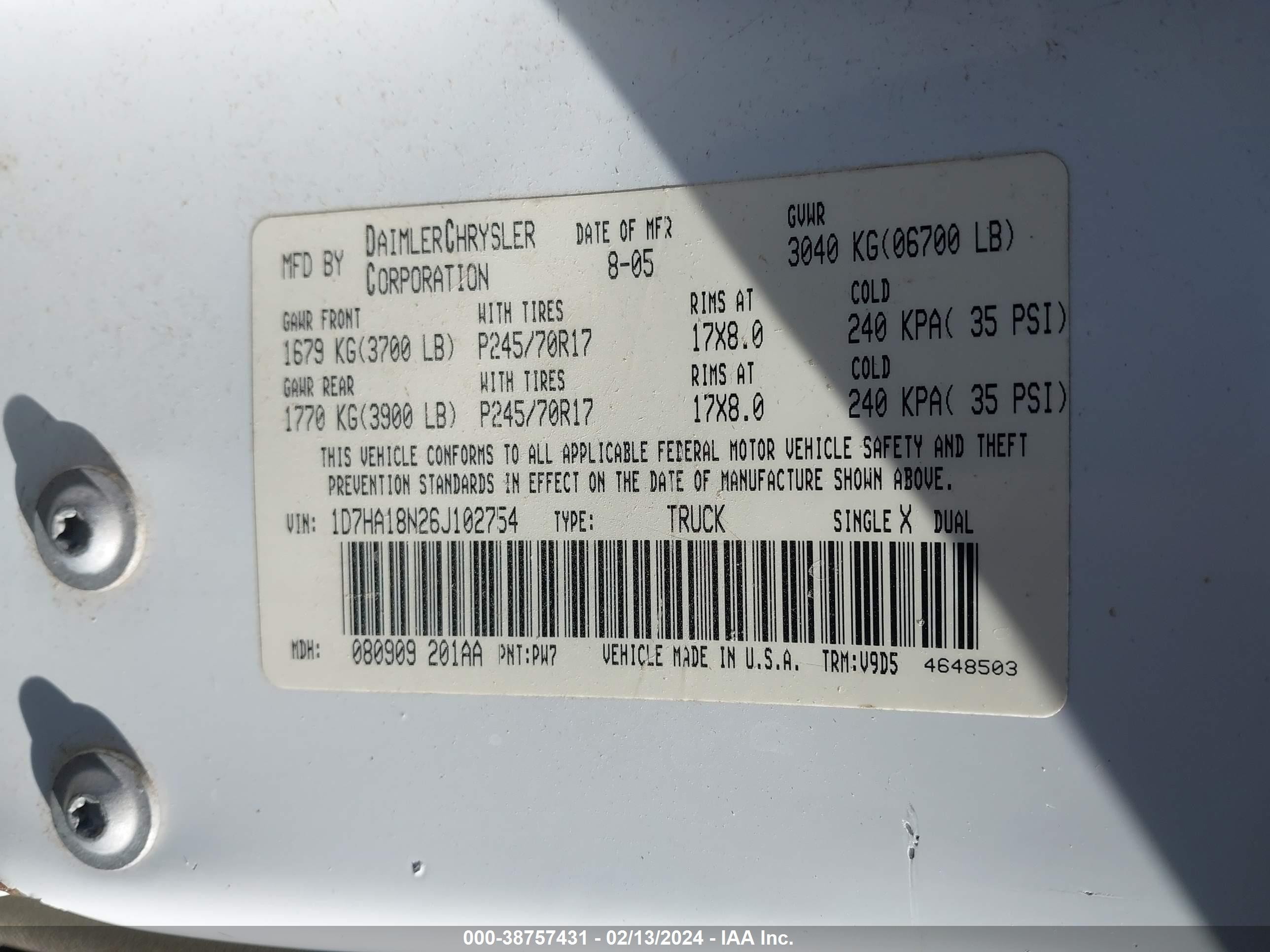 Photo 8 VIN: 1D7HA18P17S226267 - DODGE RAM 