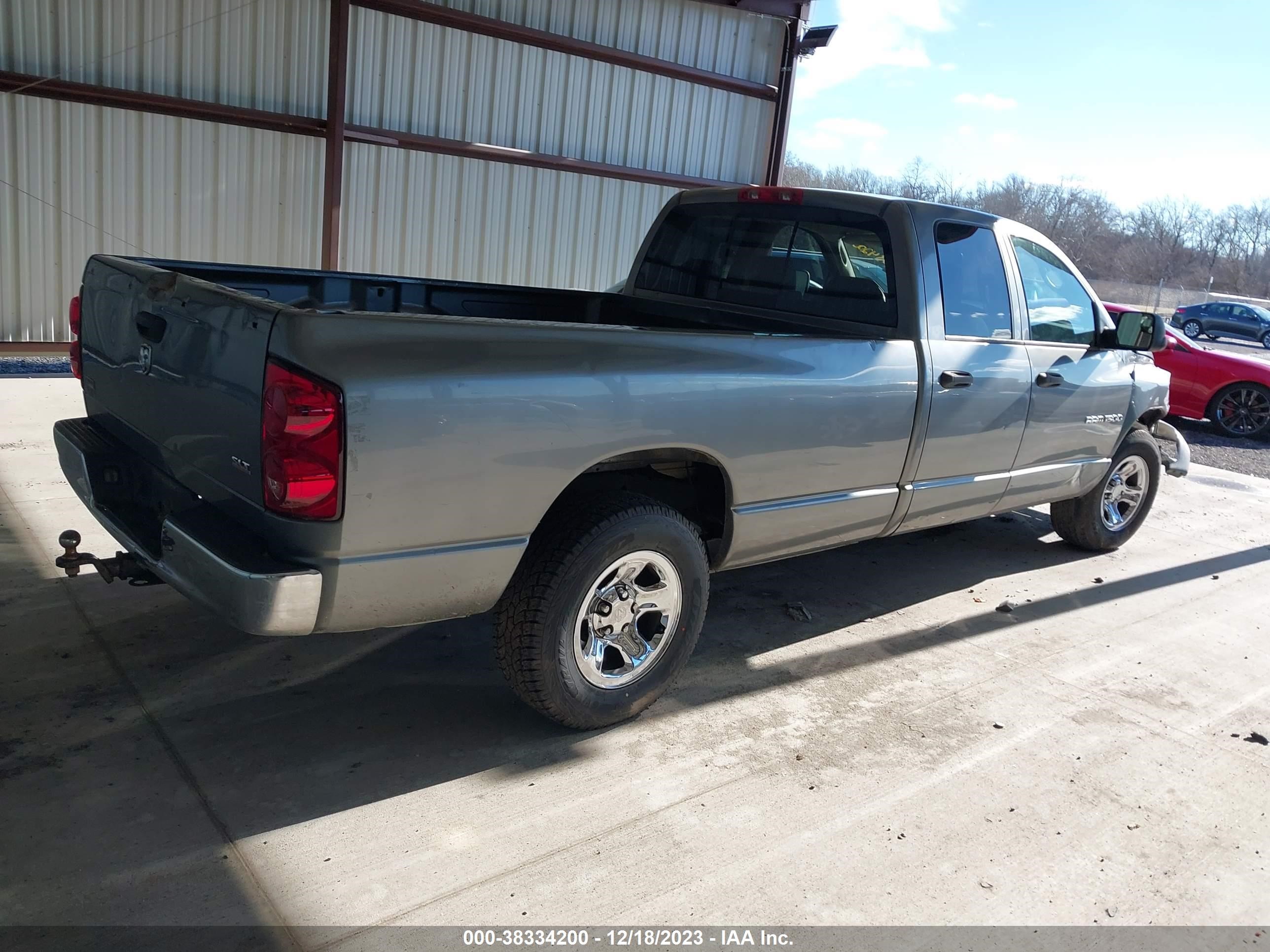 Photo 3 VIN: 1D7HA18P37J606829 - DODGE RAM 