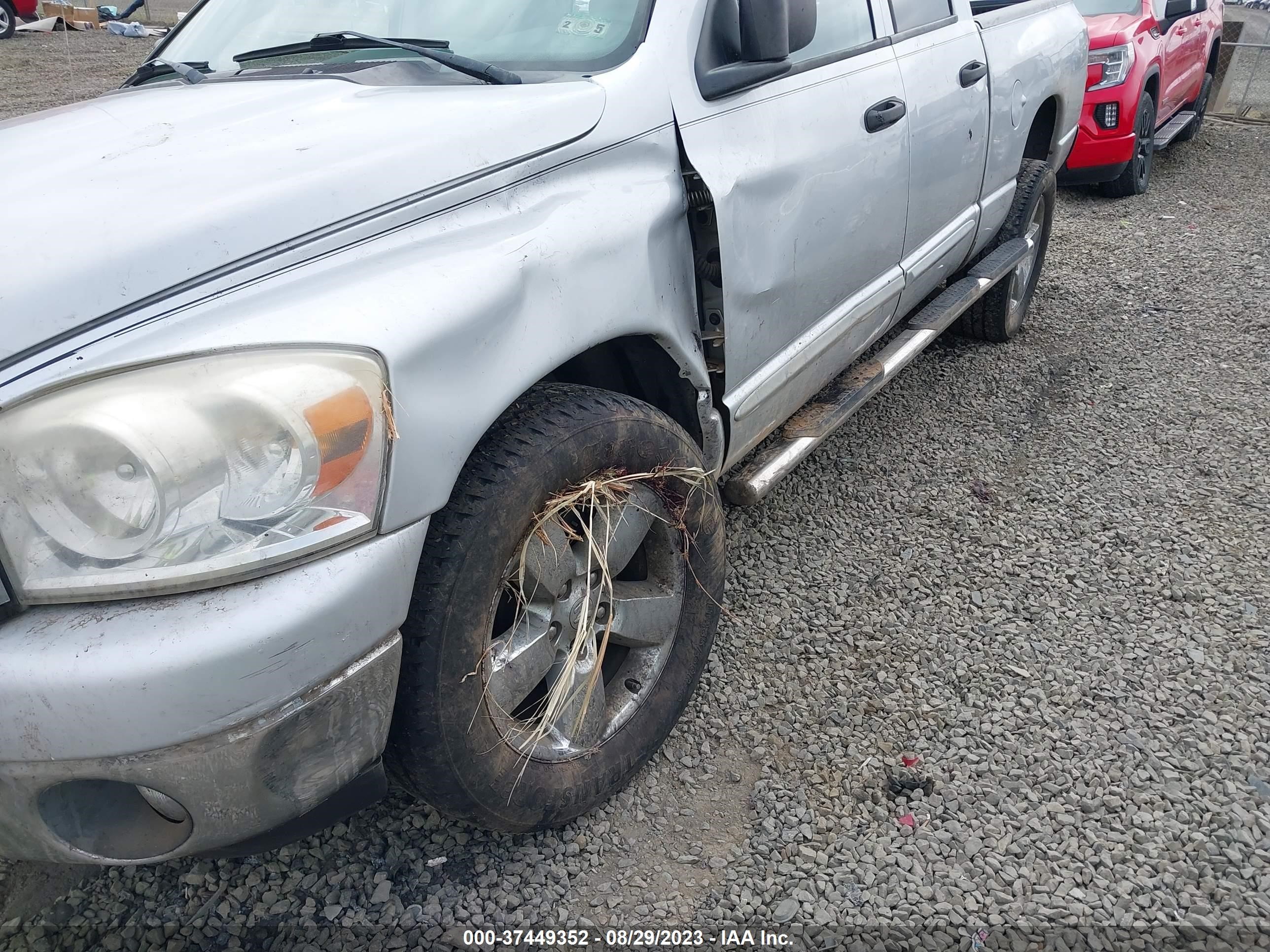 Photo 11 VIN: 1D7HA18P47S178456 - DODGE RAM 