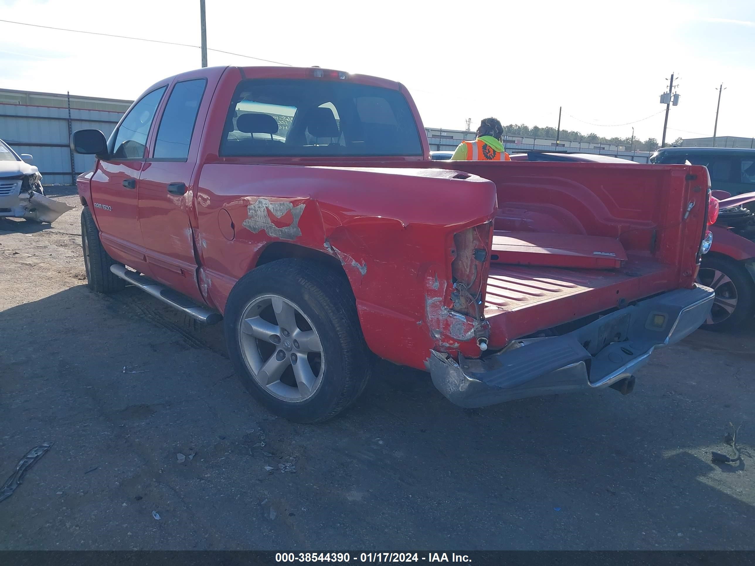 Photo 2 VIN: 1D7HA18P67J502805 - DODGE RAM 