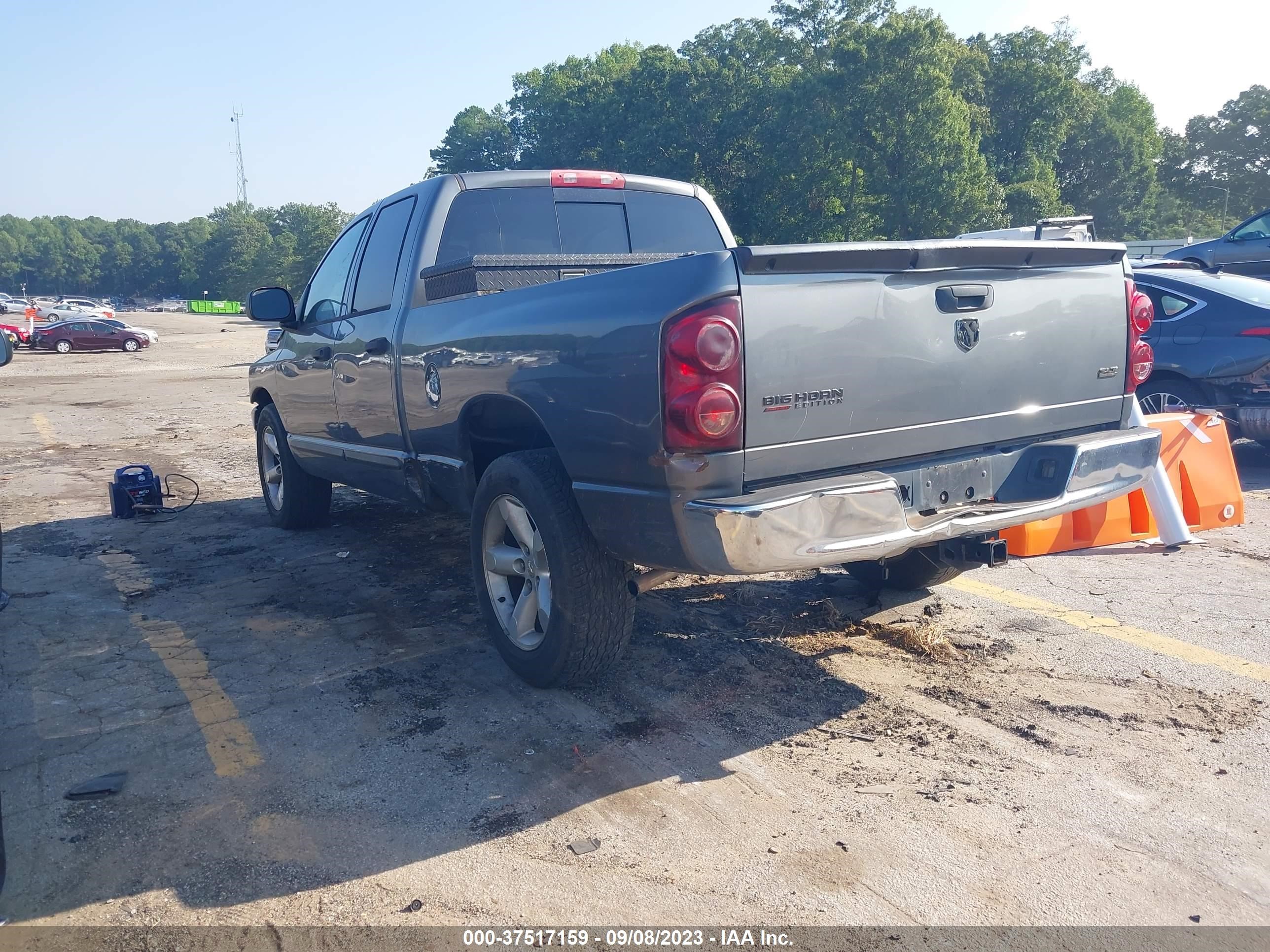 Photo 2 VIN: 1D7HA18P77S153454 - DODGE RAM 