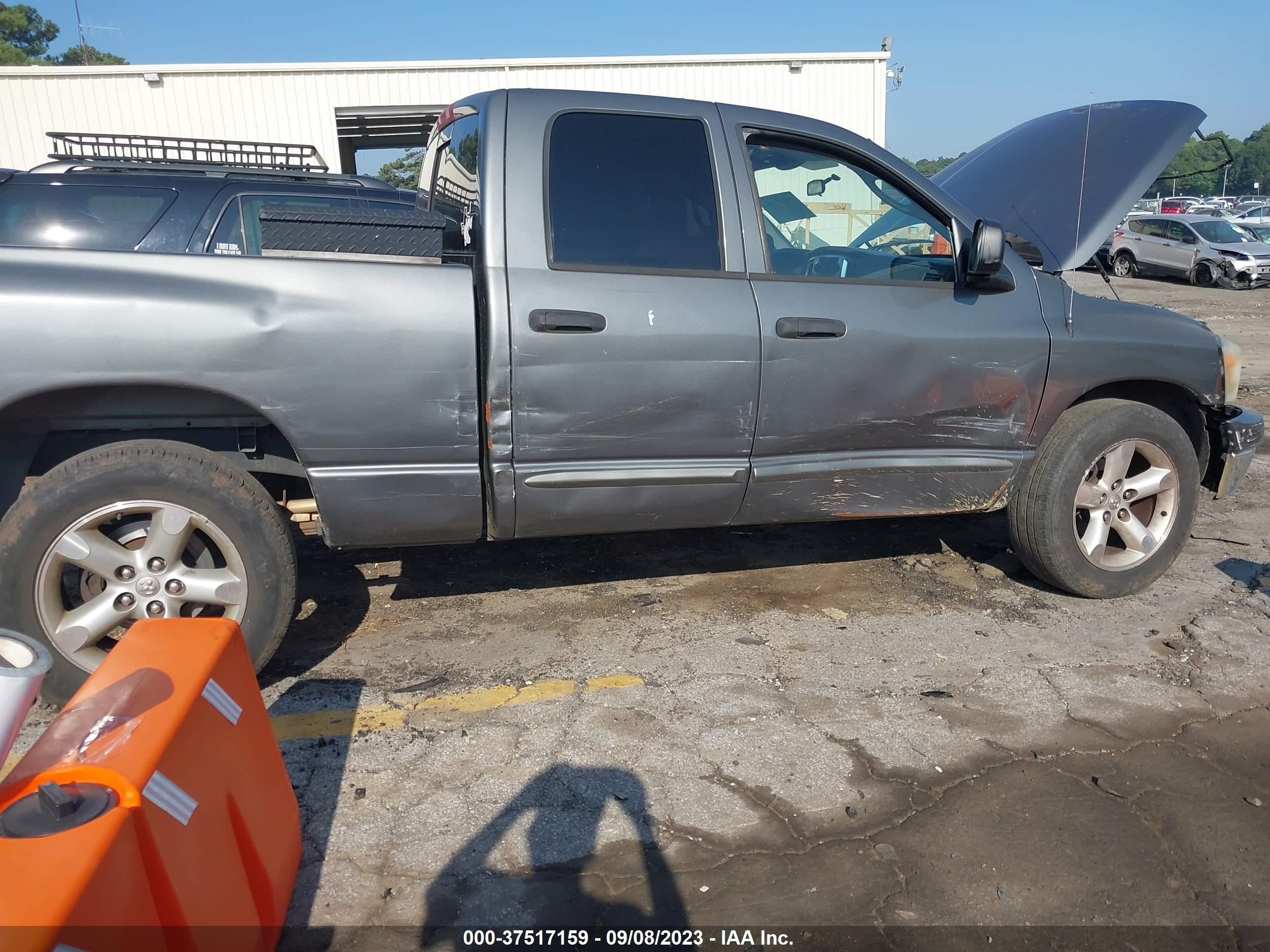 Photo 5 VIN: 1D7HA18P77S153454 - DODGE RAM 