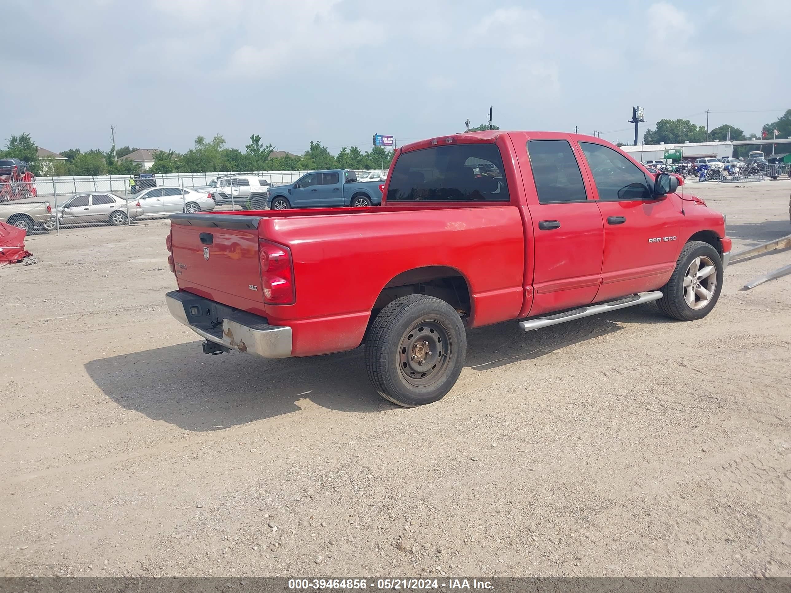 Photo 3 VIN: 1D7HA18P87S153544 - DODGE RAM 