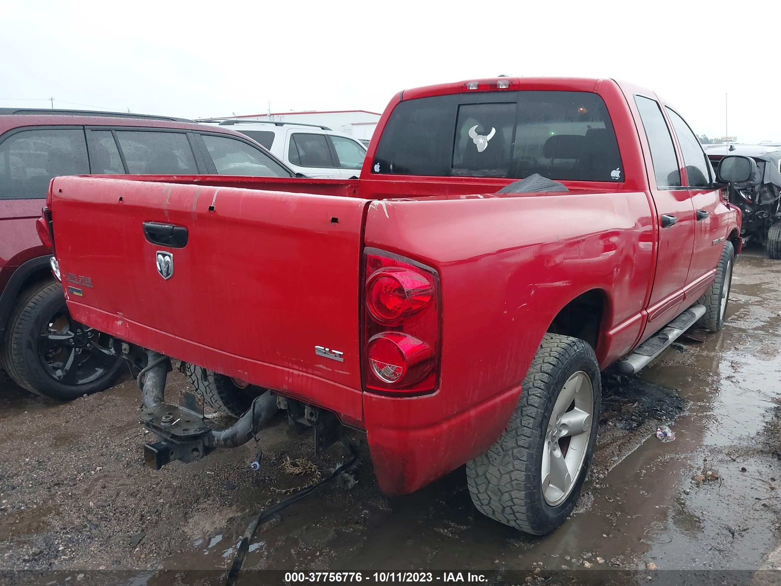 Photo 3 VIN: 1D7HA18P97S152046 - DODGE RAM 