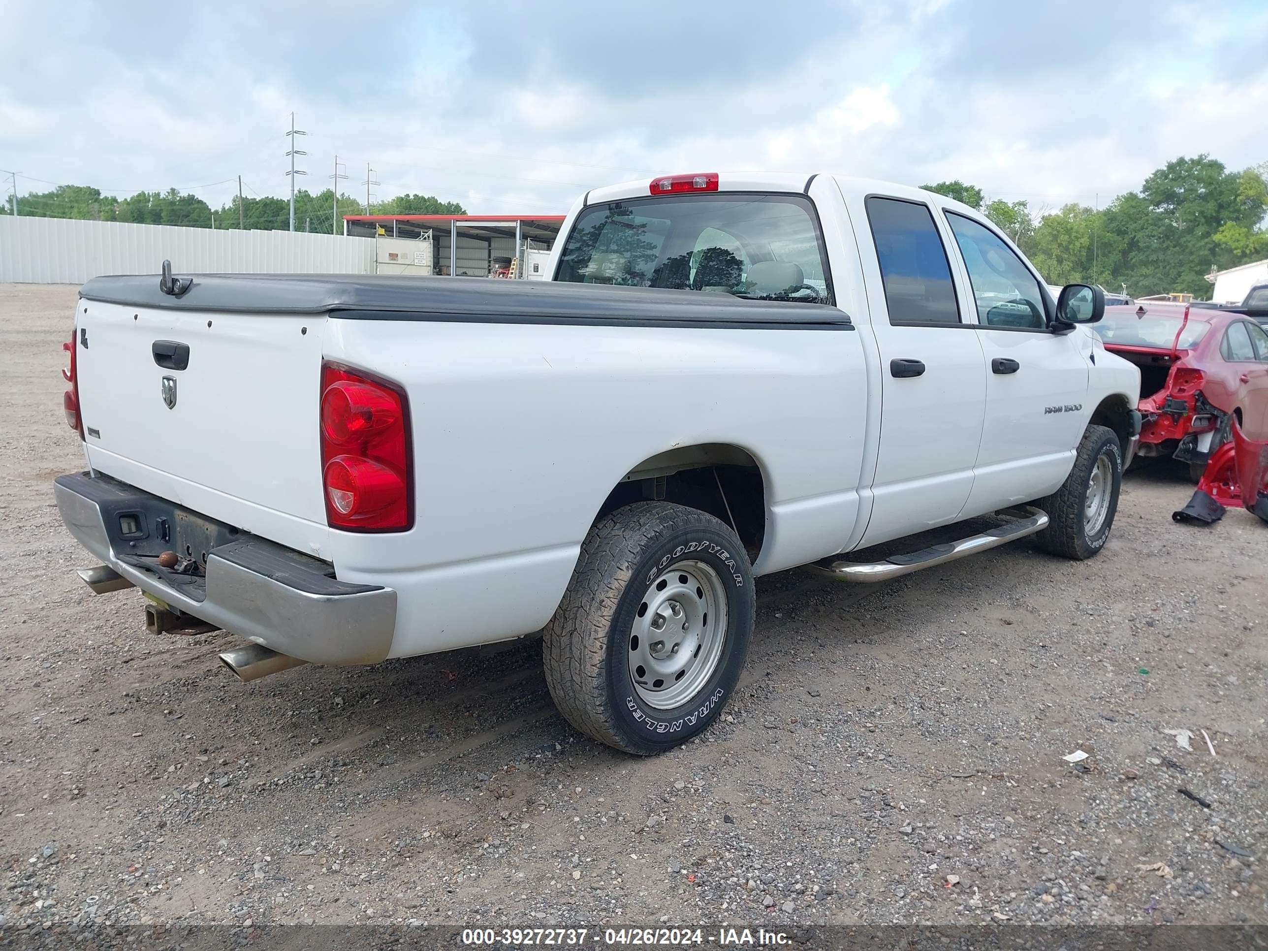 Photo 3 VIN: 1D7HA18P97S179439 - DODGE RAM 