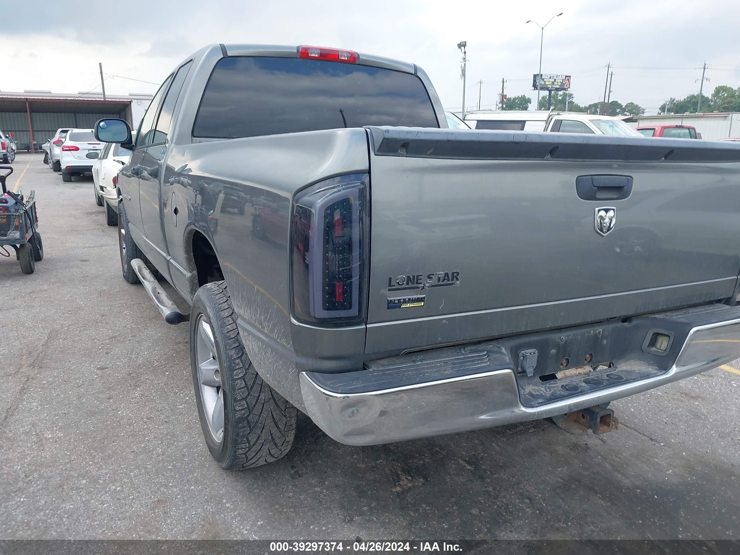 Photo 2 VIN: 1D7HA18P97S229207 - DODGE RAM 