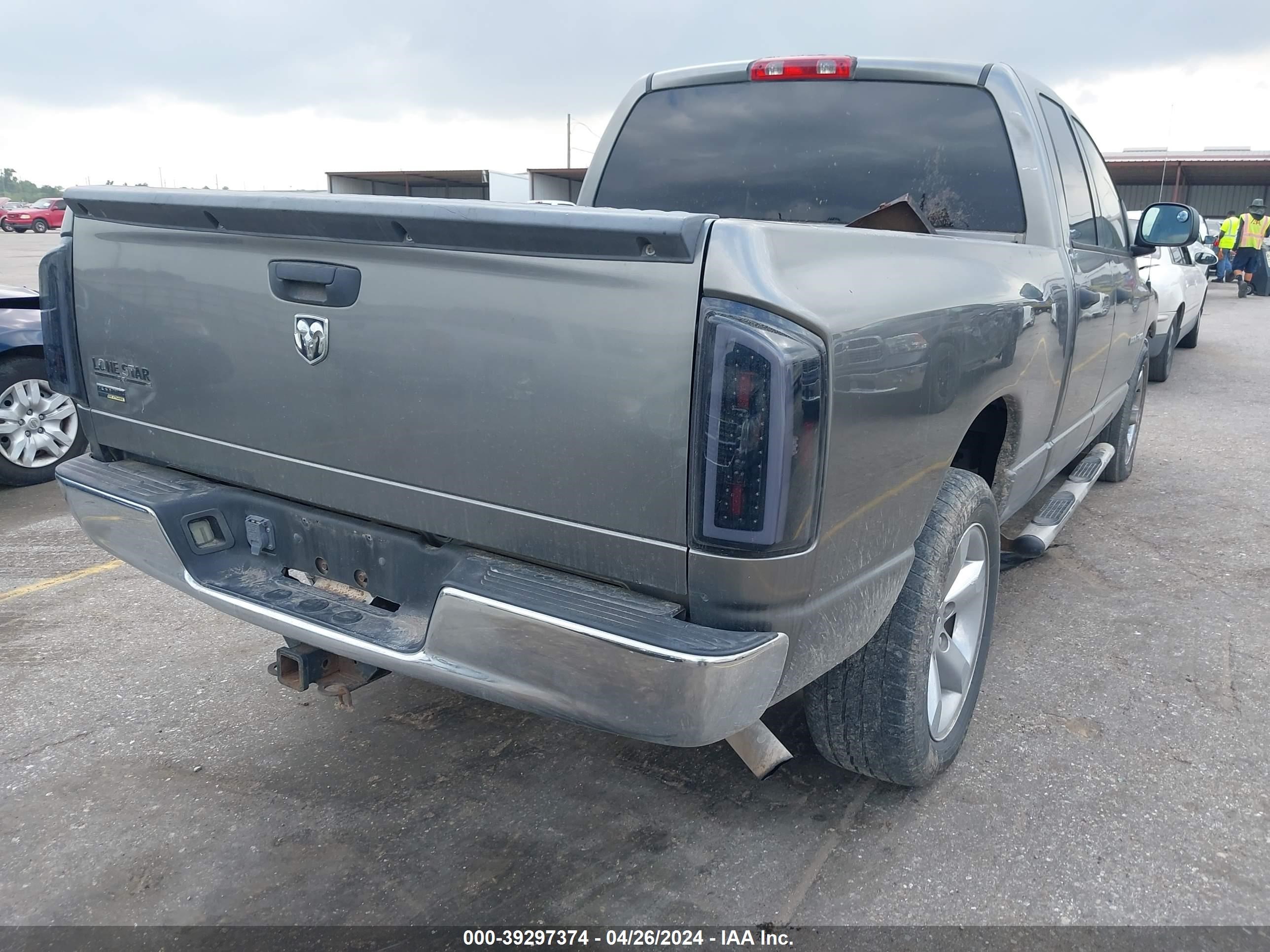 Photo 3 VIN: 1D7HA18P97S229207 - DODGE RAM 