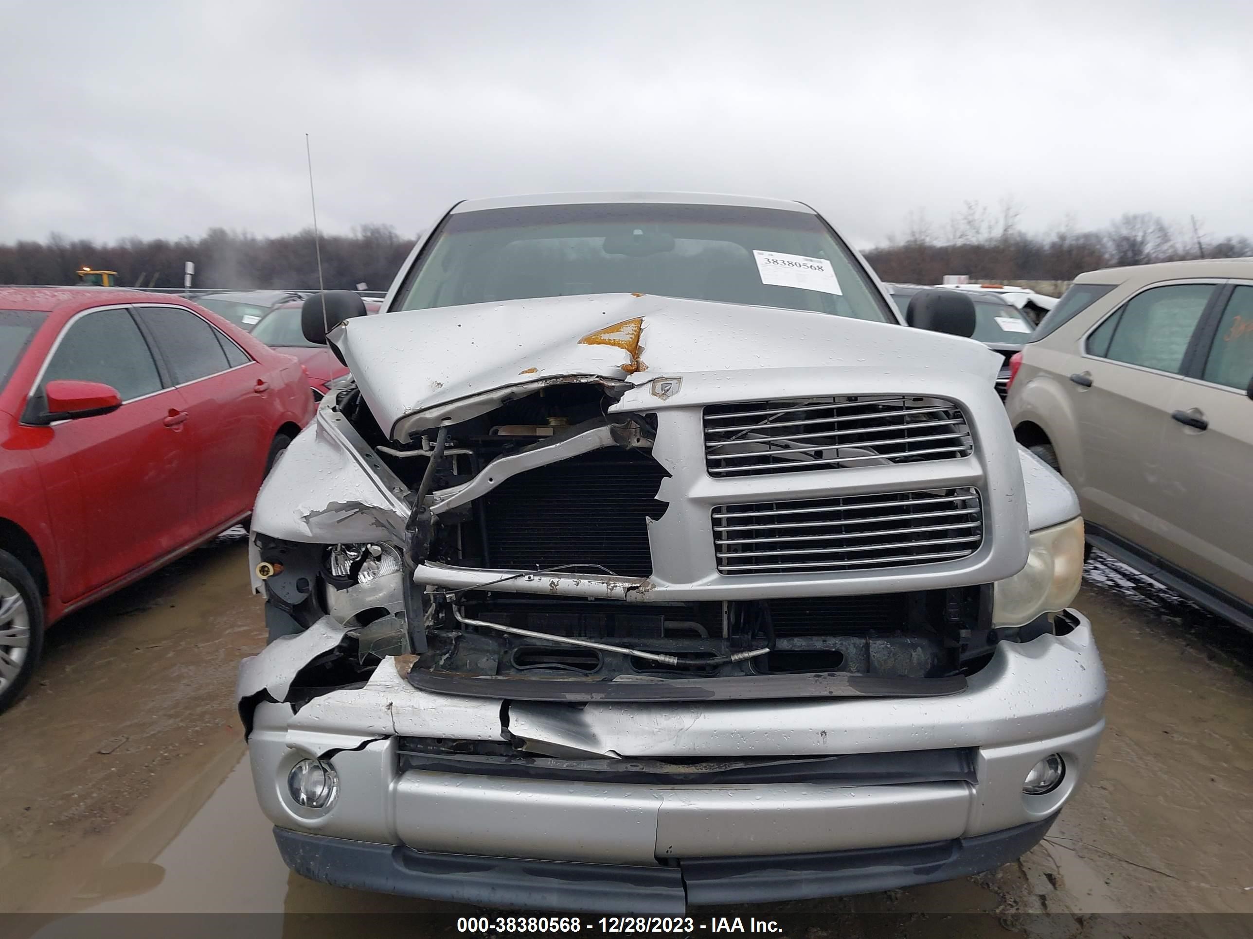 Photo 11 VIN: 1D7HA18Z12J183257 - DODGE RAM 