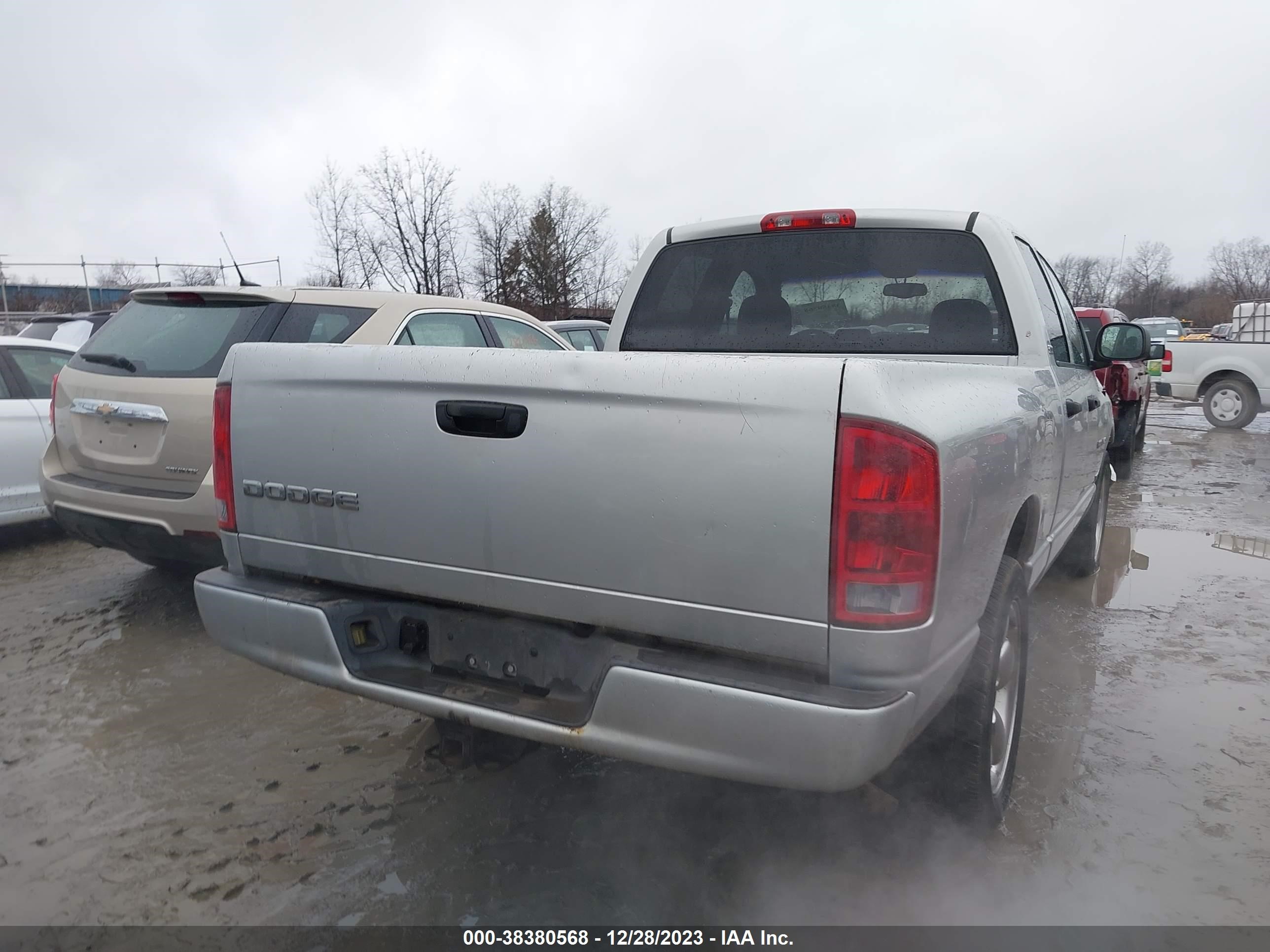 Photo 15 VIN: 1D7HA18Z12J183257 - DODGE RAM 