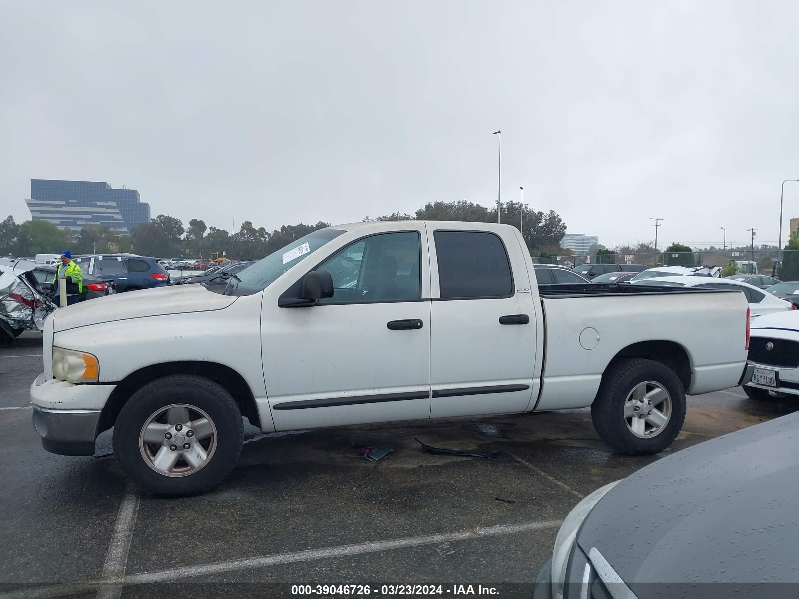 Photo 13 VIN: 1D7HA18Z62J234459 - DODGE RAM 